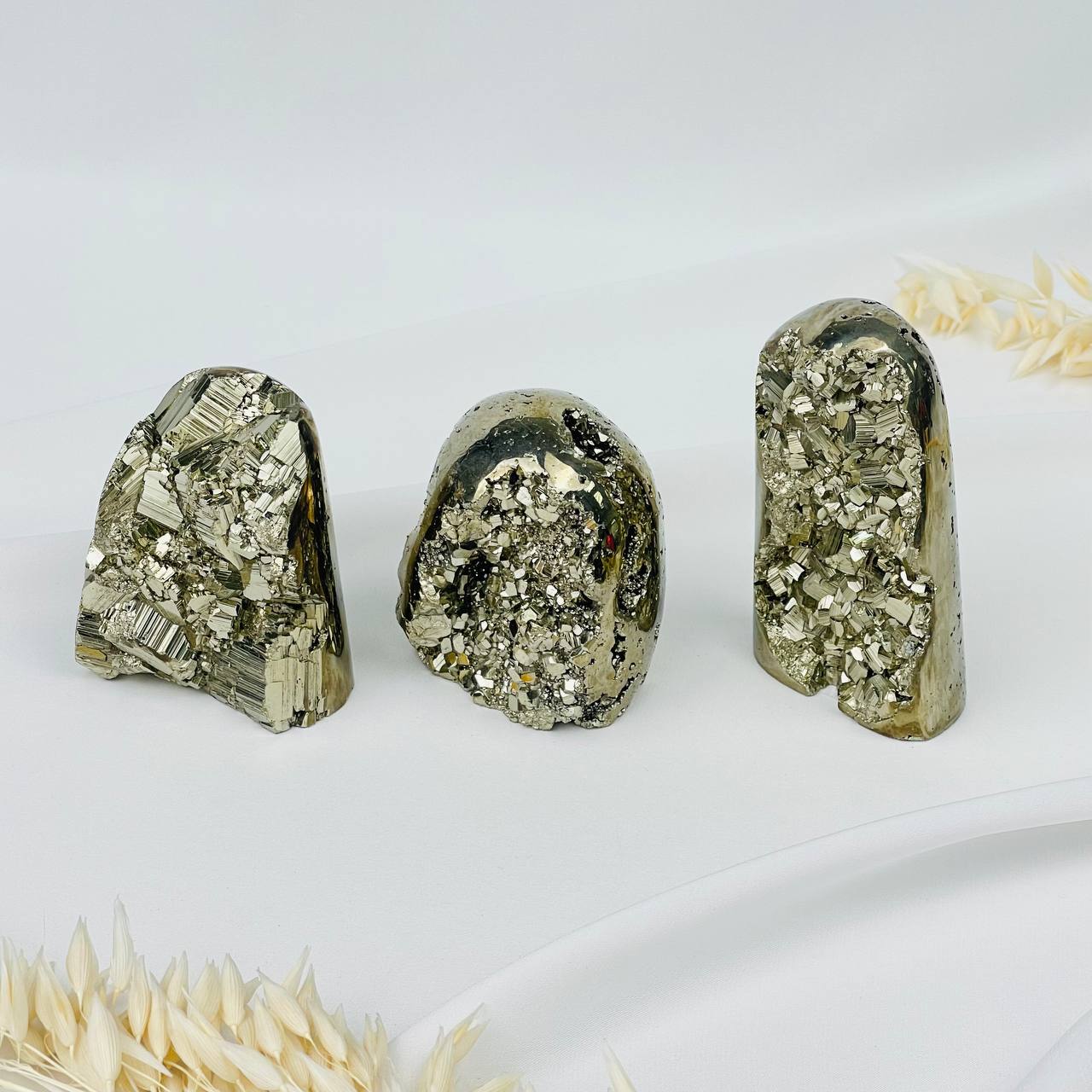 Радуга Самоцветов Сростки кристаллов Пирита