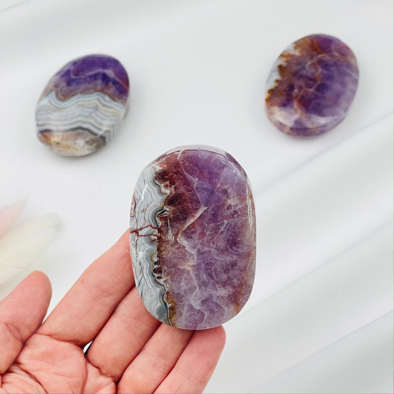 Радуга Самоцветов Галтовка из Аметиста с Кварцем