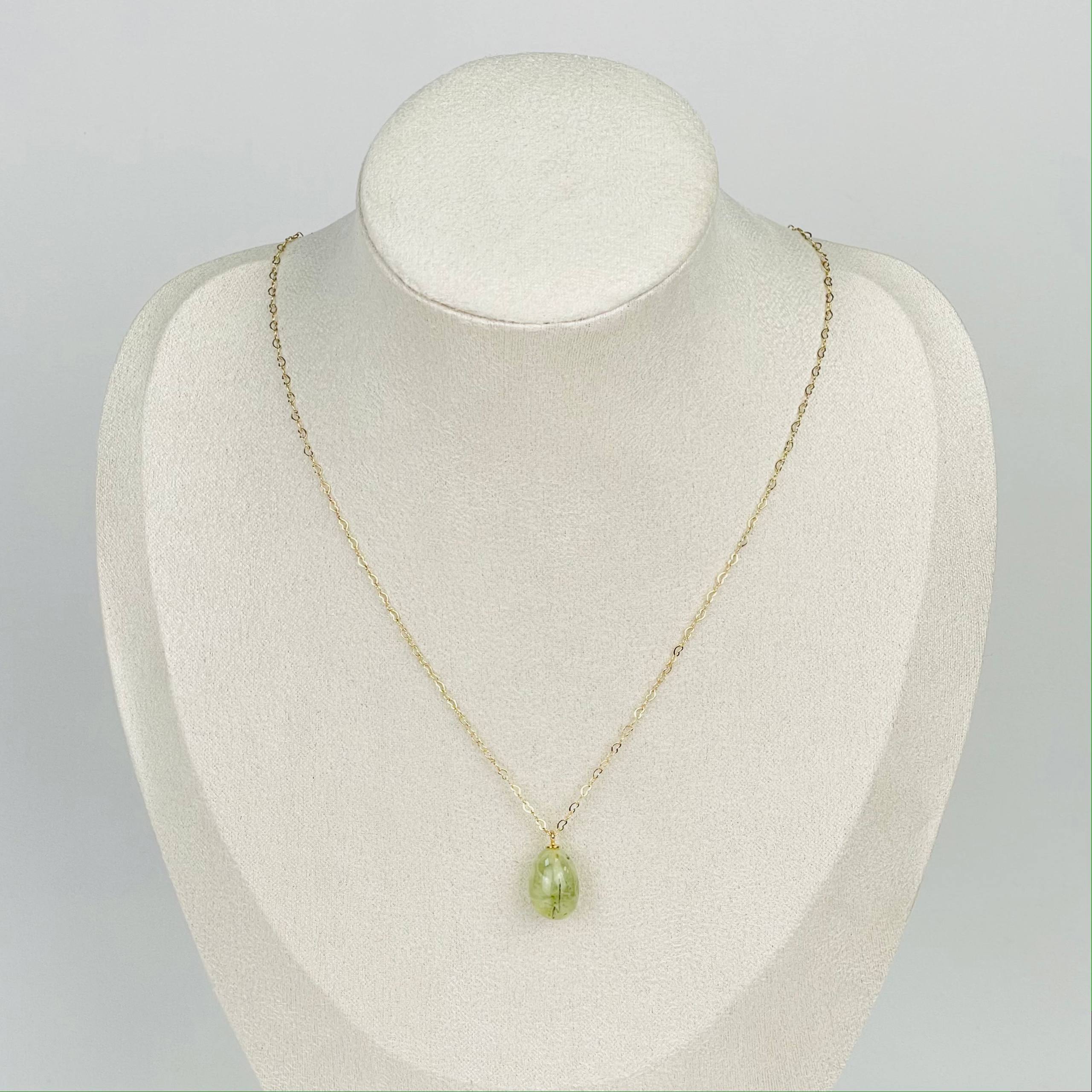 Радуга Самоцветов Кулон на цепочке из Пренита