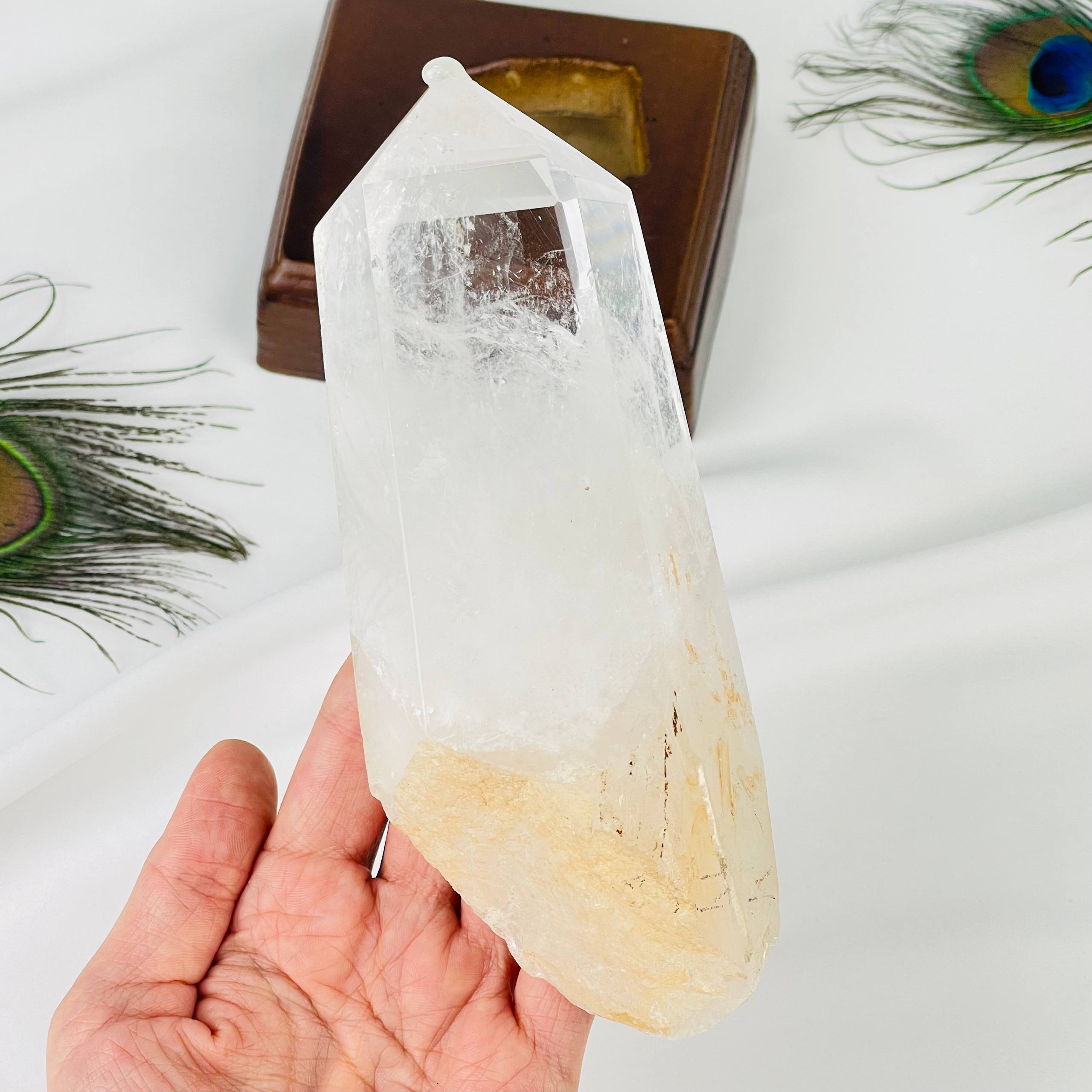 Радуга Самоцветов Кристалл из Горного Хрусталя на подставке