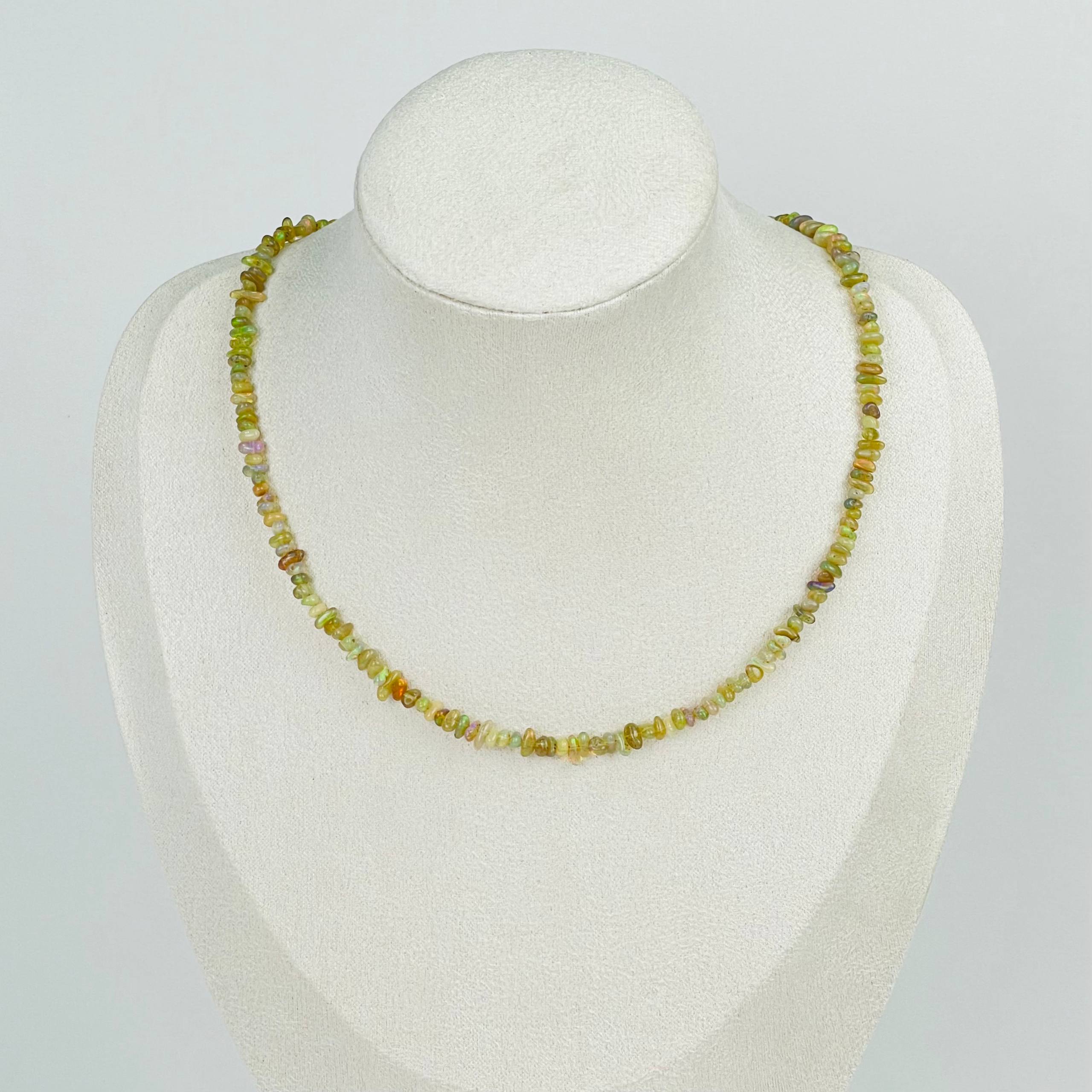 Радуга Самоцветов Колье из Опала