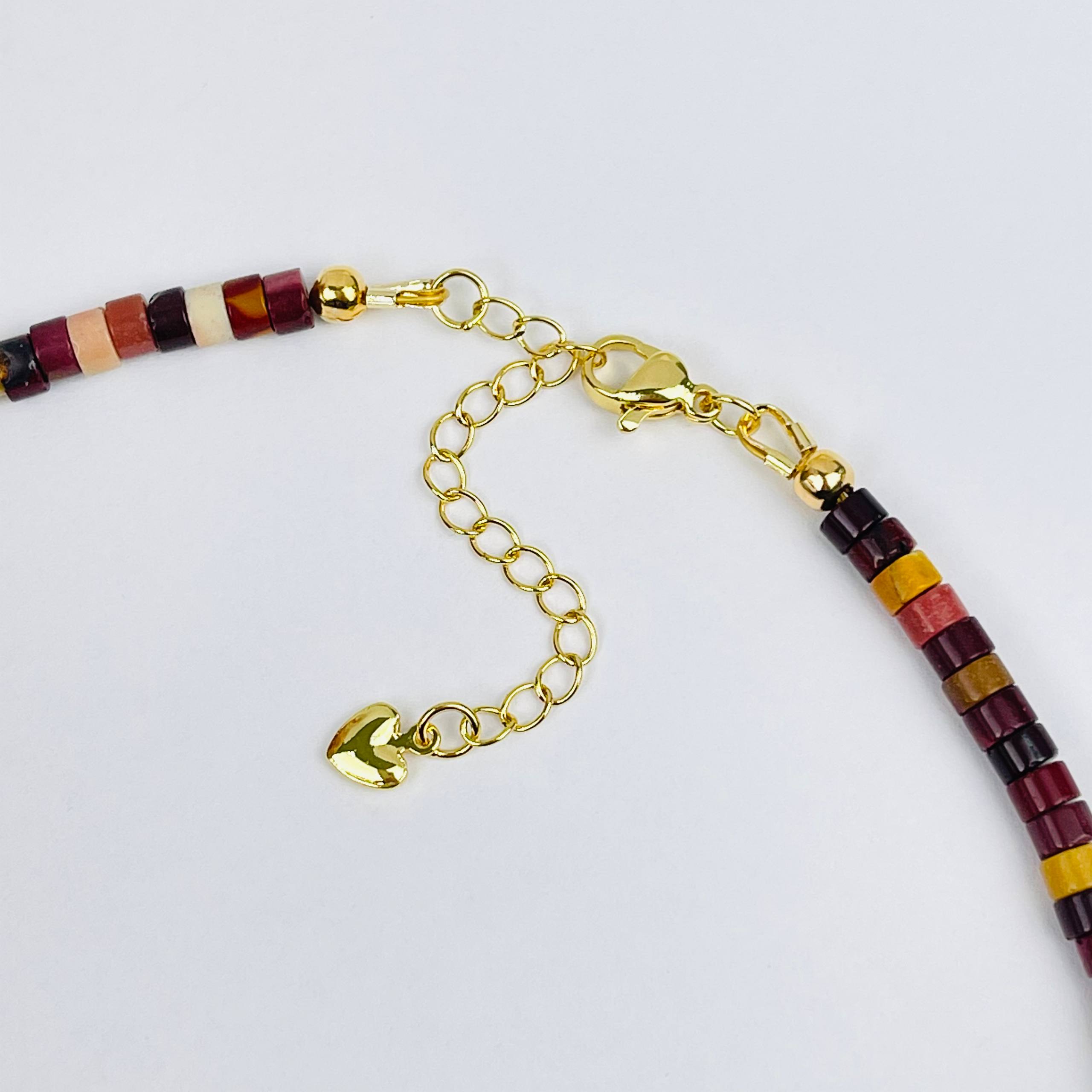 Радуга Самоцветов Колье из Яшмы (Мукаит) и Агата