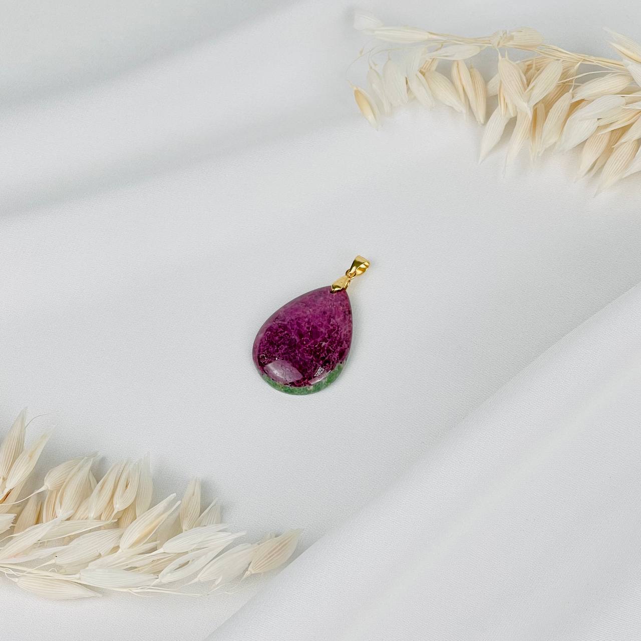 Радуга Самоцветов Кулон из Рубина в Цоизите