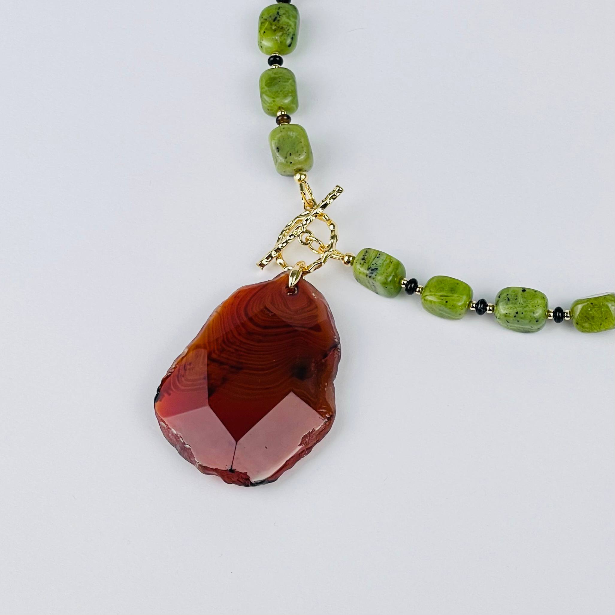 Радуга Самоцветов Колье из Змеевика (Серпентинит), Агата и Сердолика
