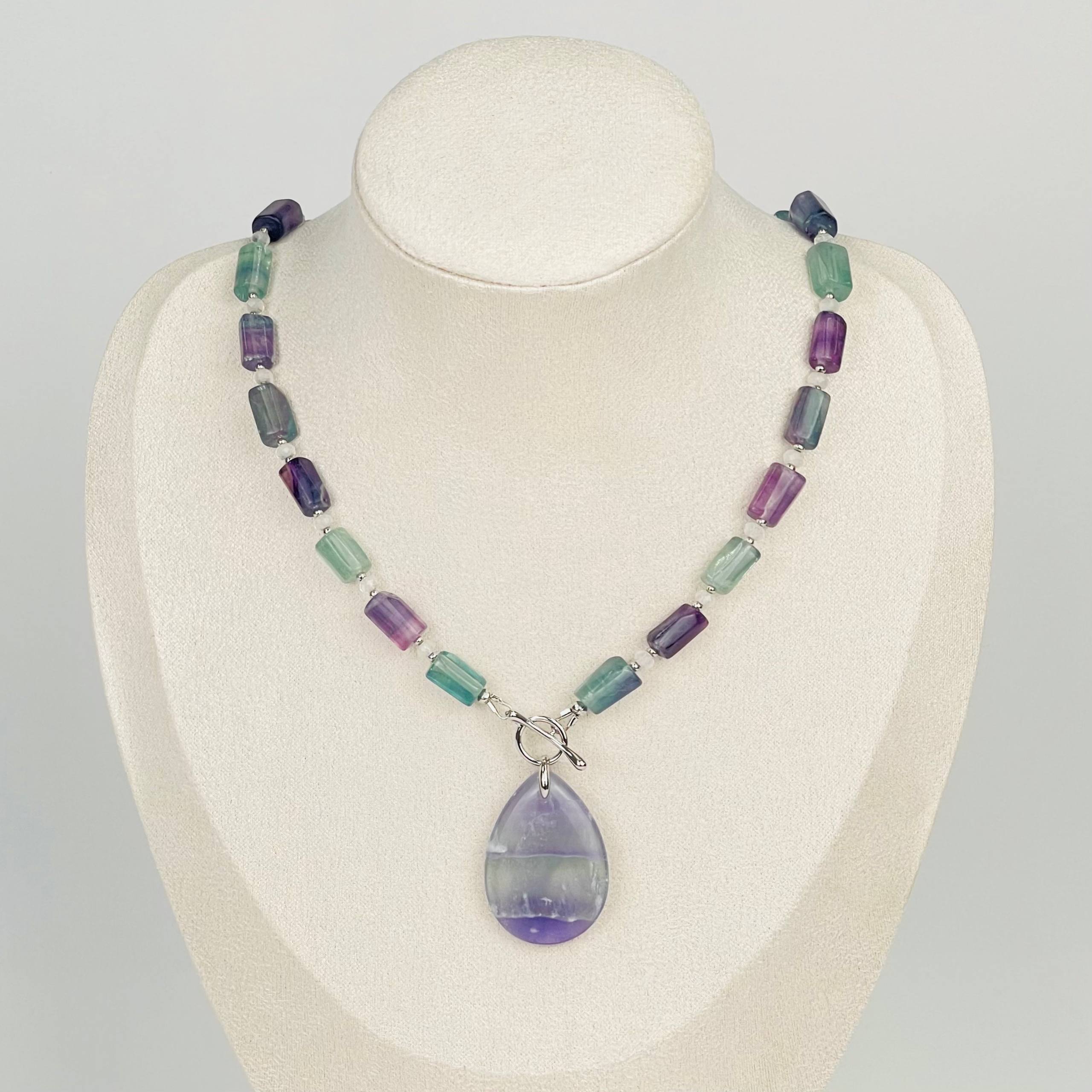 Радуга Самоцветов Колье из Флюорита и Лунного камня