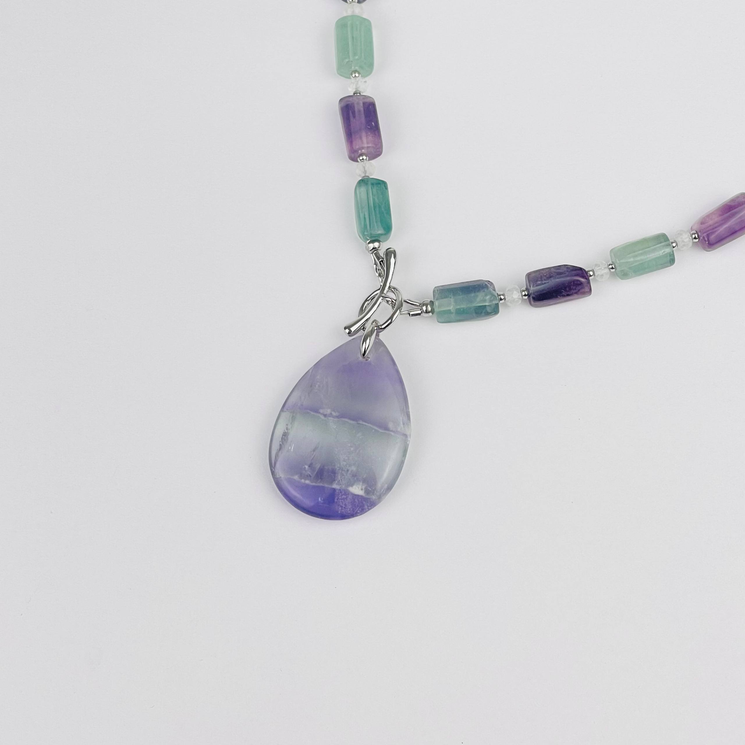 Радуга Самоцветов Колье из Флюорита и Лунного камня