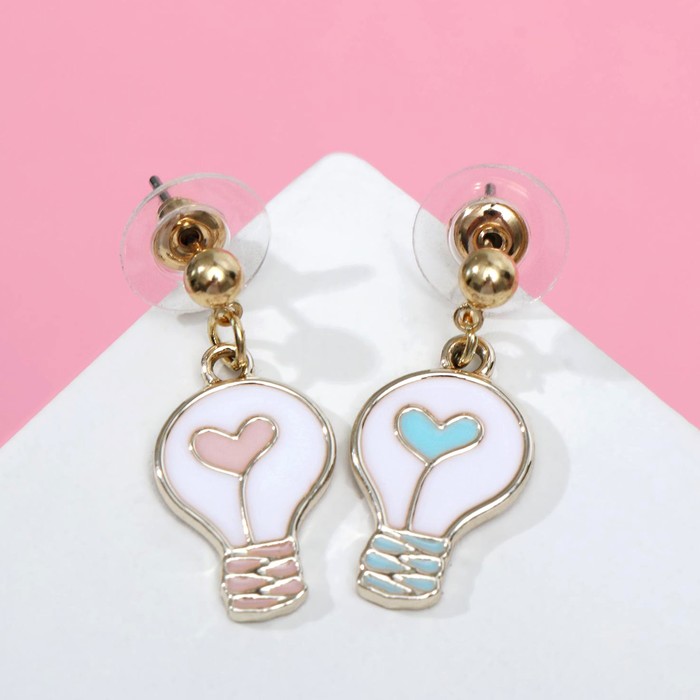 Серьги с эмалью «Лампочки» сердечки, цветные в золоте