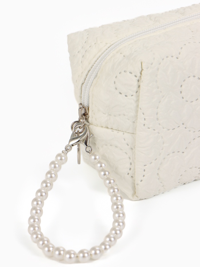 Косметичка женская «Цветочек», ручка из бусин, молочная