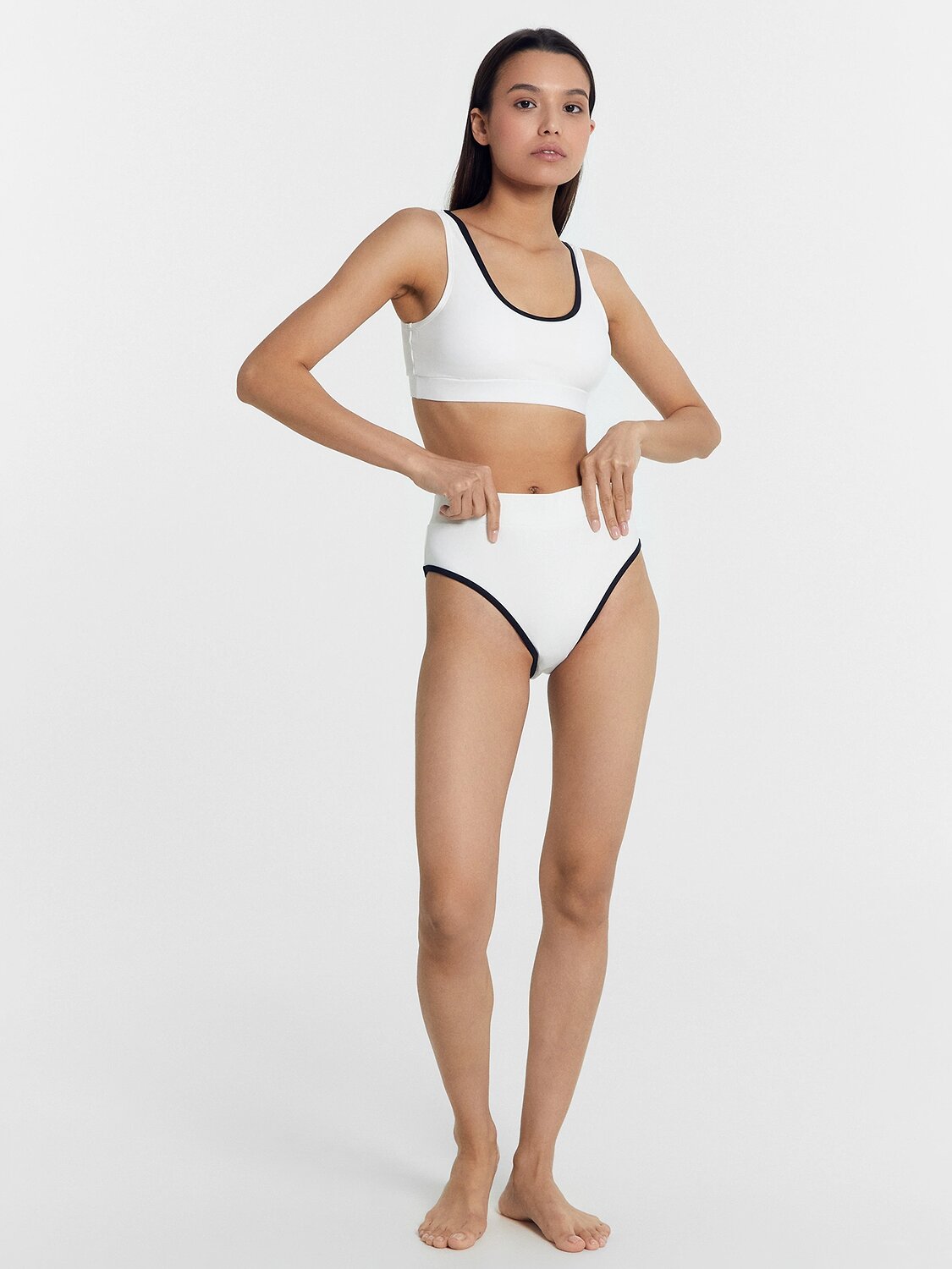 ст. цена1190руб.! MARK FORMELLE Купальный костюм 702255белый +черный