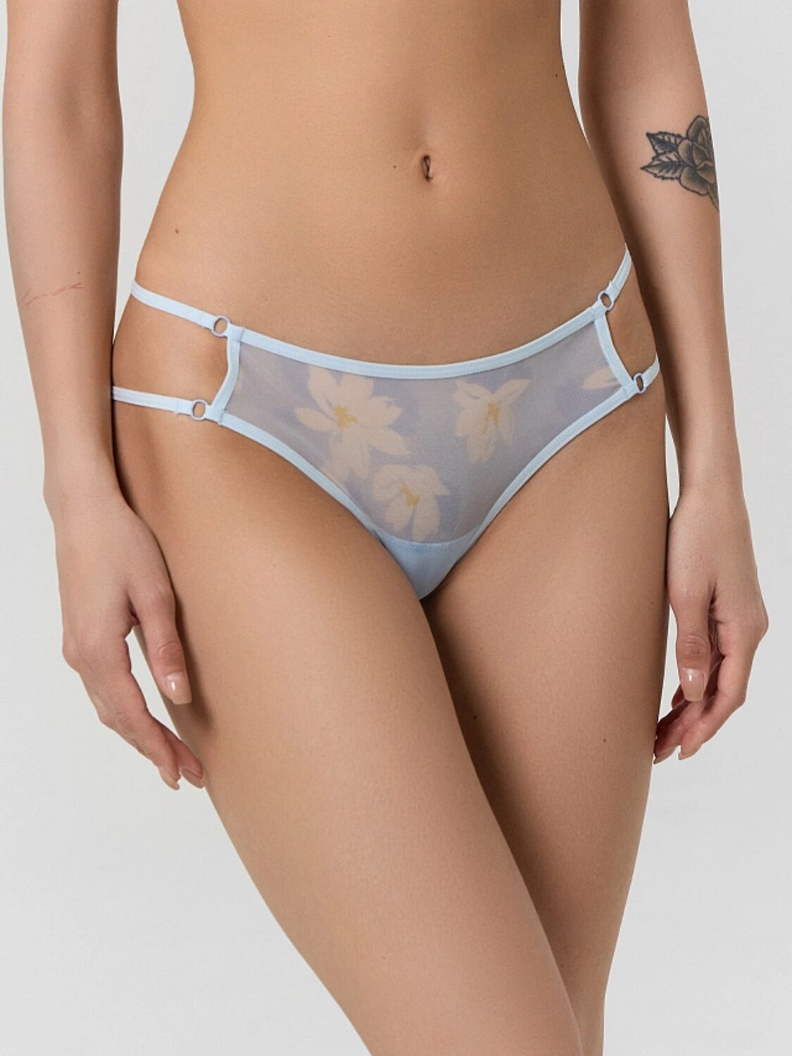 MARK FORMELLE Трусы 412438-3крупные цветы на голубом