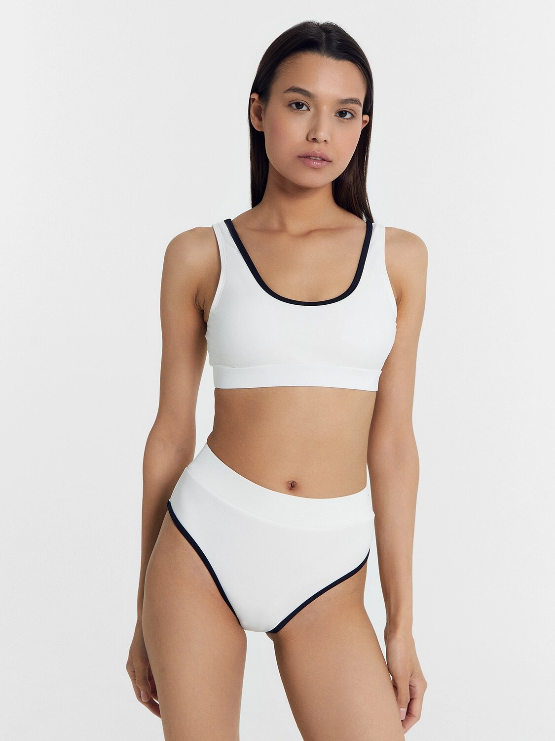 ст. цена1190руб.! MARK FORMELLE Купальный костюм 702255белый +черный