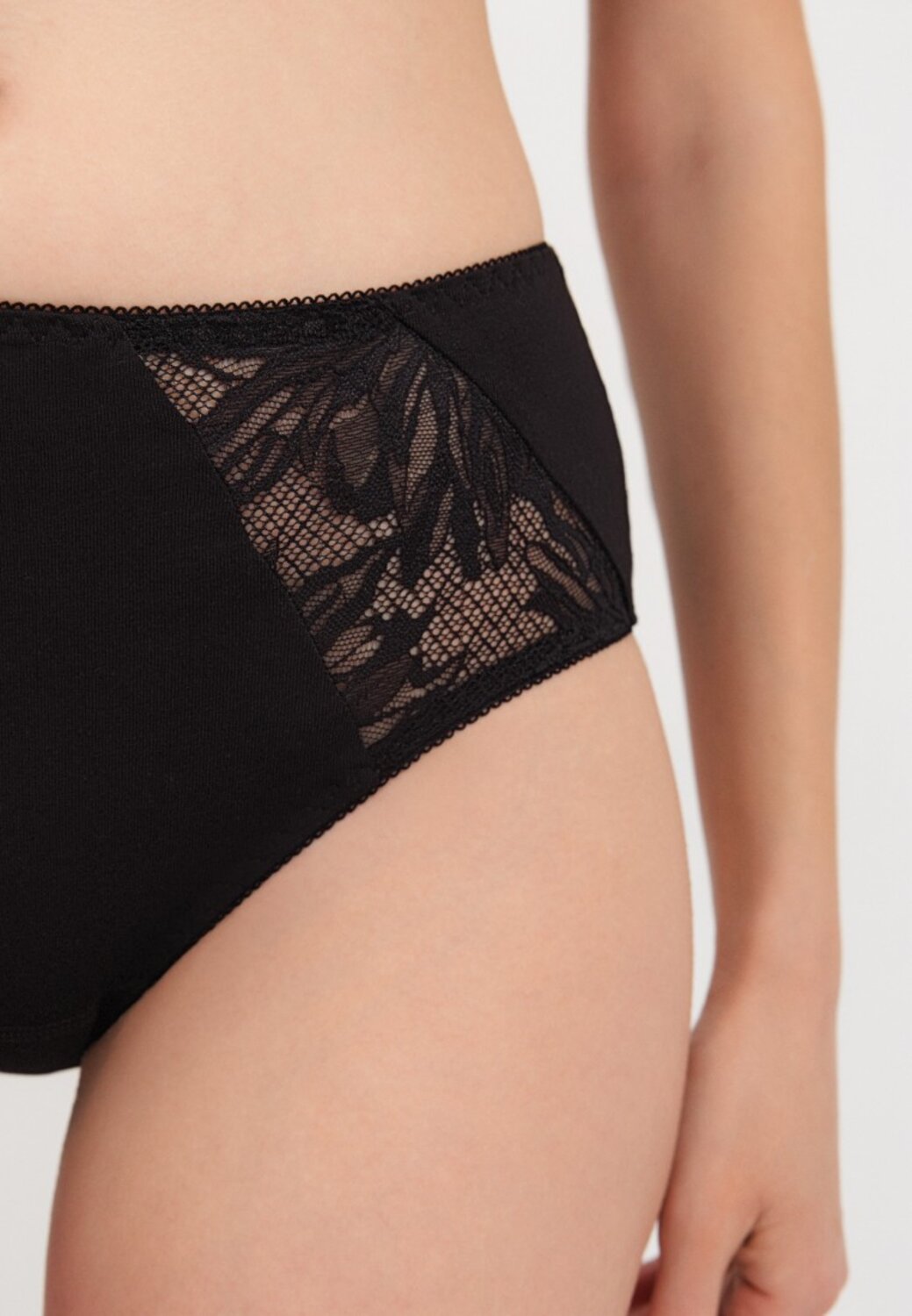 Conte elegant Трусы BASIC COLLECTION LB 5006 (коробочка)black