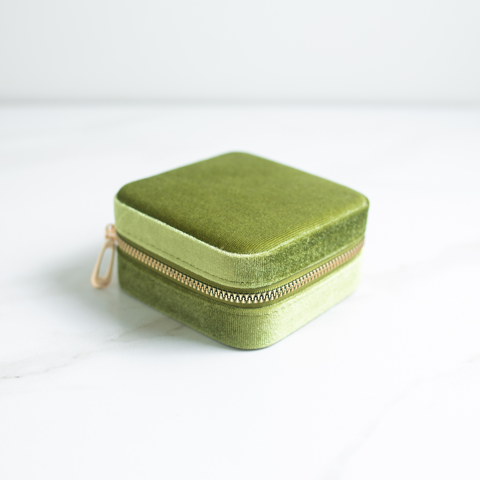 Шкатулка для хранения украшений травянистая