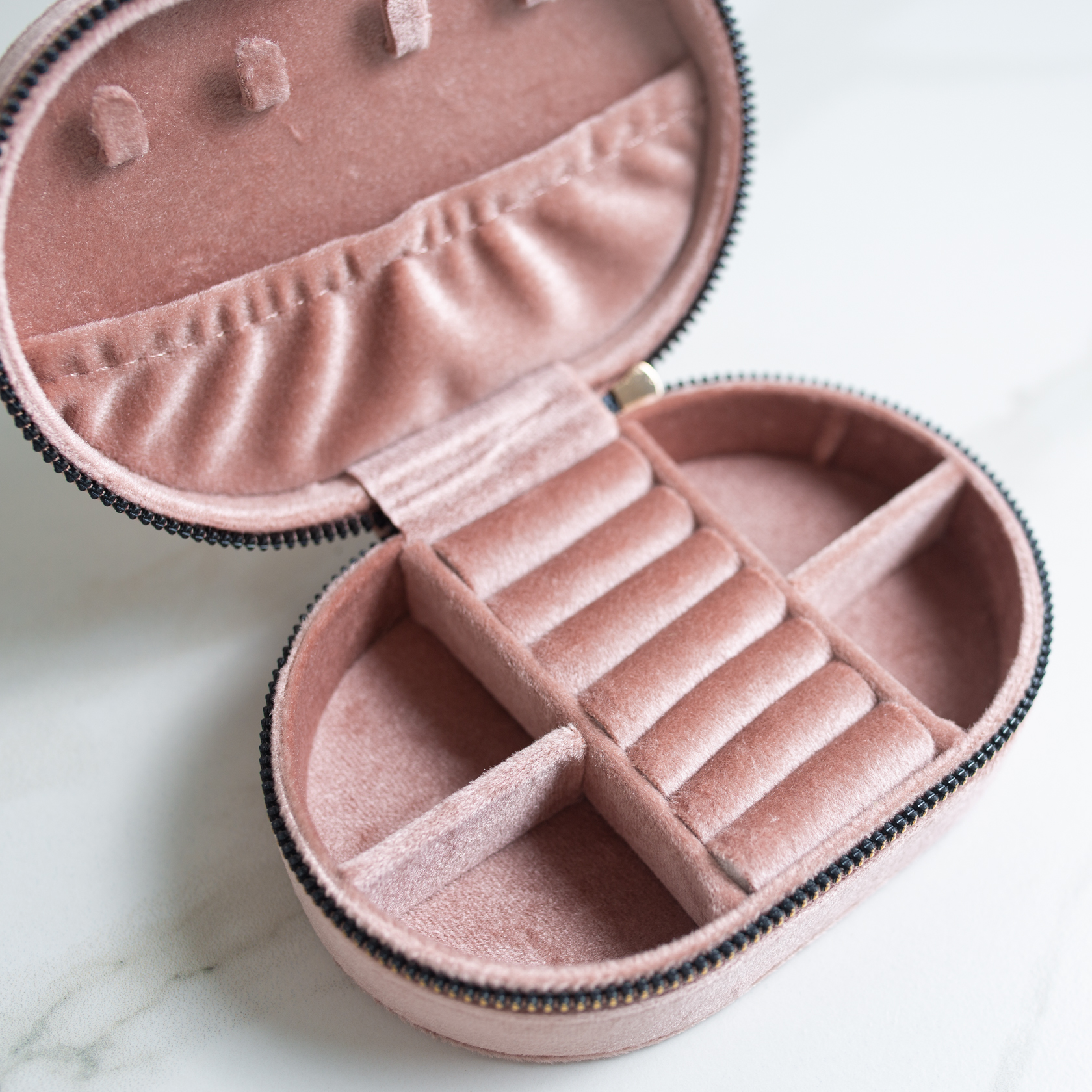 Шкатулка для хранения украшений пудровая