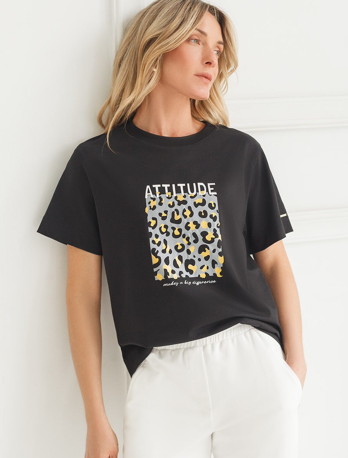 ст. цена1490руб.! VILATTE Футболка D49.098черный_attitude