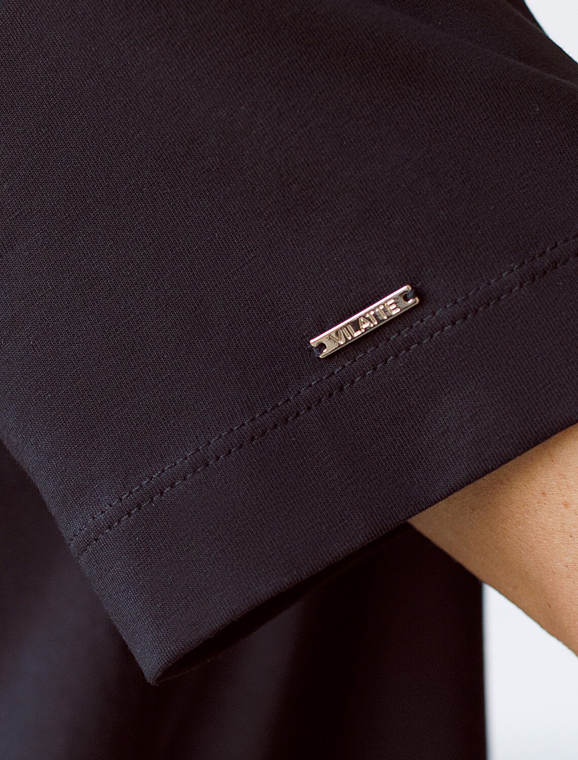 ст. цена1290руб.! VILATTE Футболка D49.098черный_do nothing club