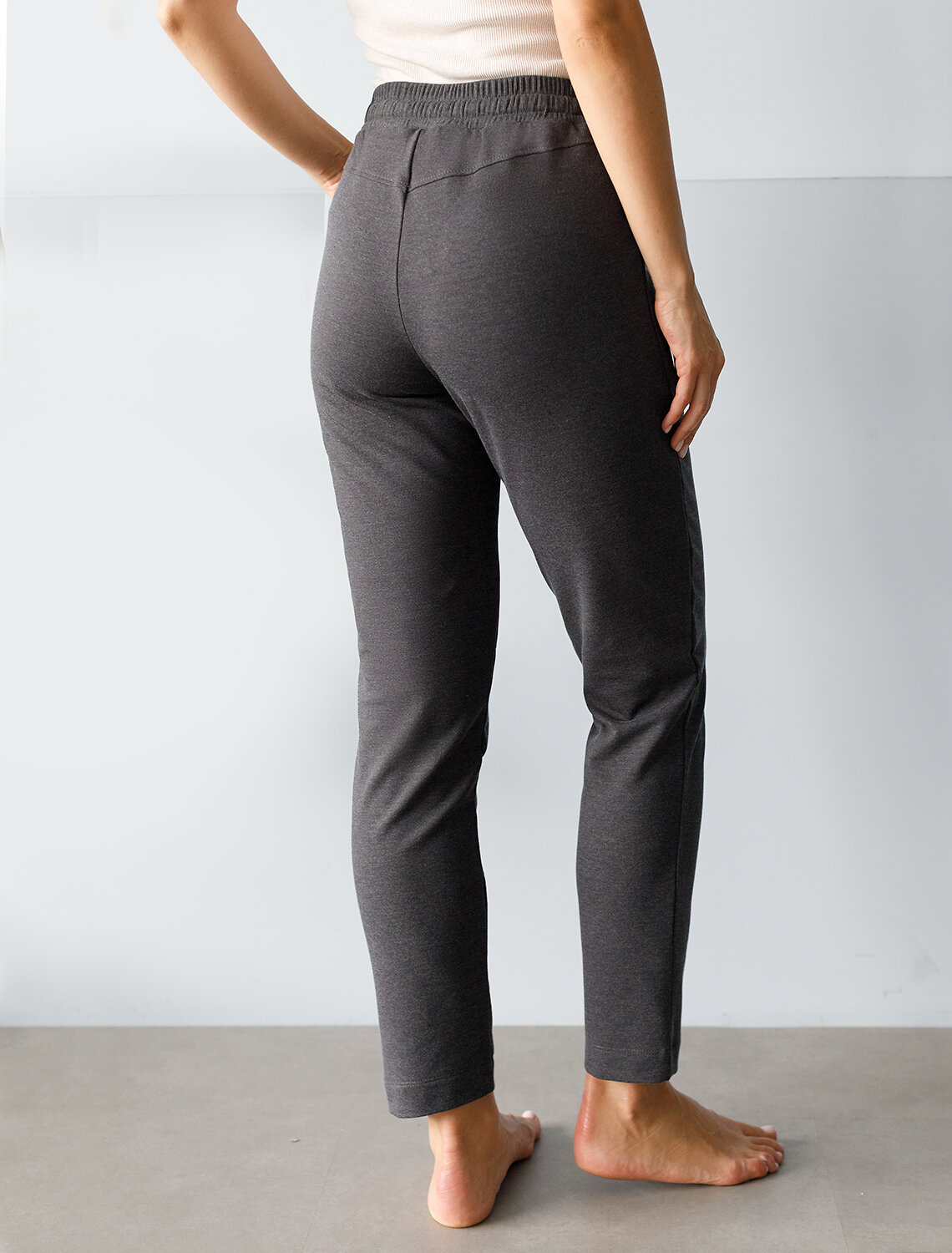 ст. цена1950руб.! VILATTE Брюки D44.130темно-серый