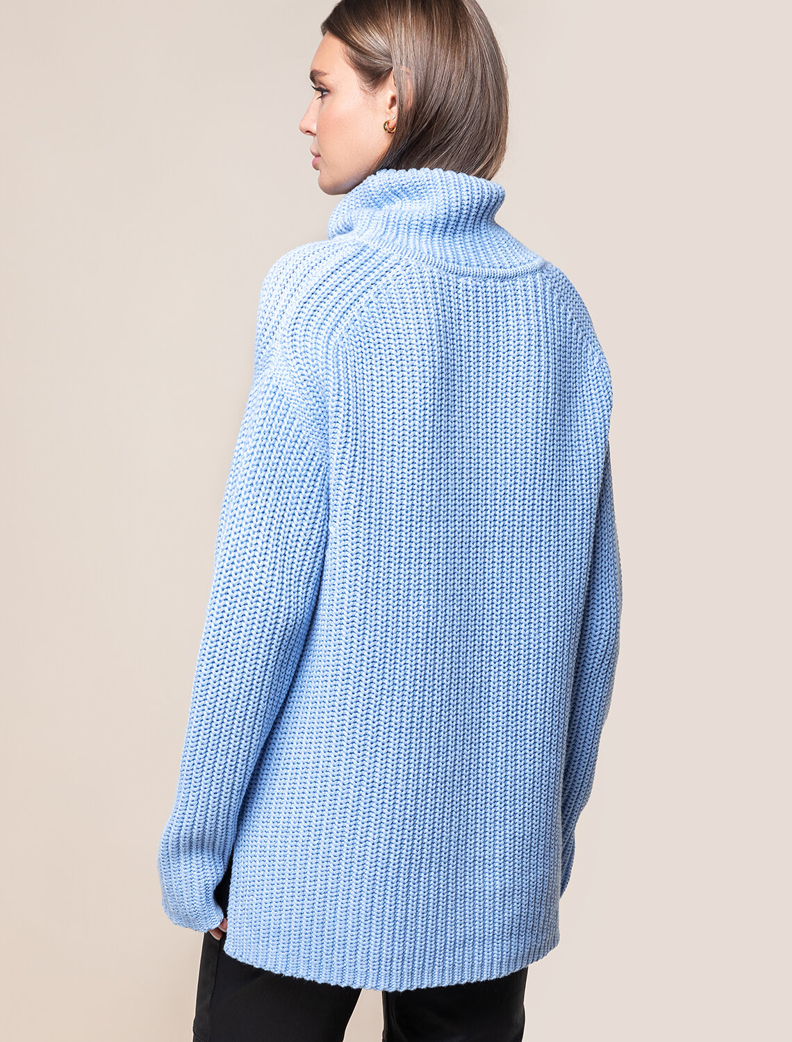 ст. цена1780руб.! VILATTE Свитер D34.184голубой