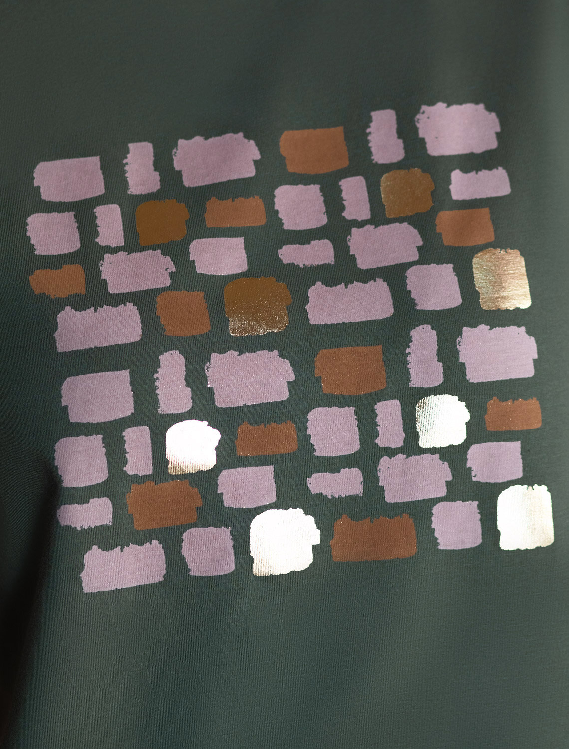 ст. цена1390руб.! VILATTE Футболка D49.097т.оливковый_блики