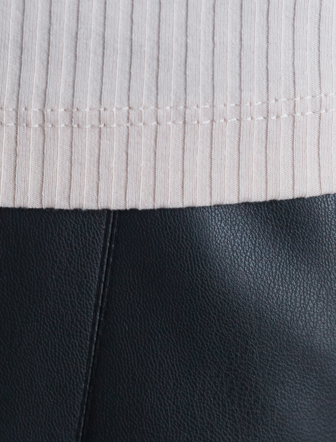 ст. цена1490руб.! VILATTE Футболка D49.105овсяный