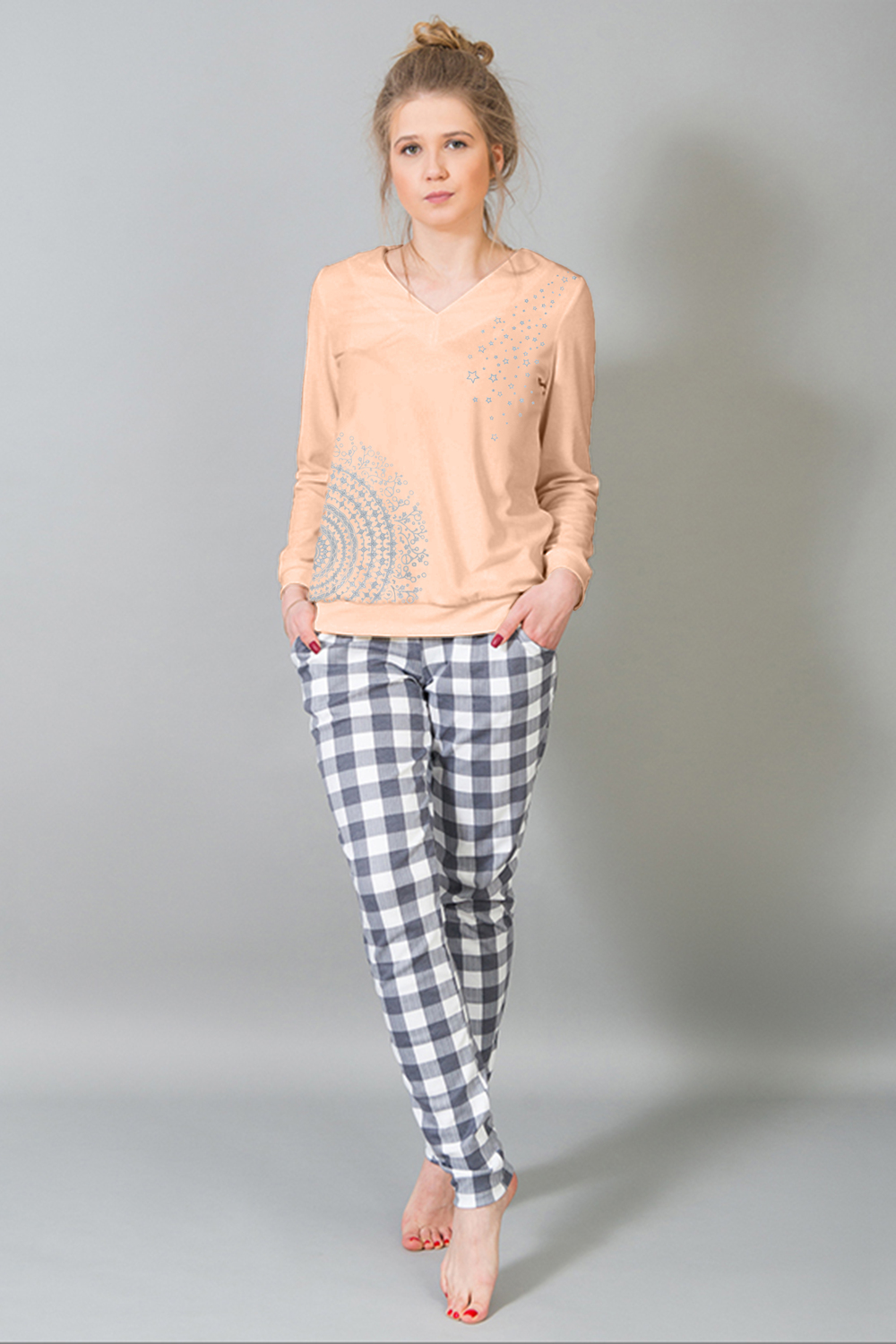 Женский домашний костюм с брюками и кофтой 184