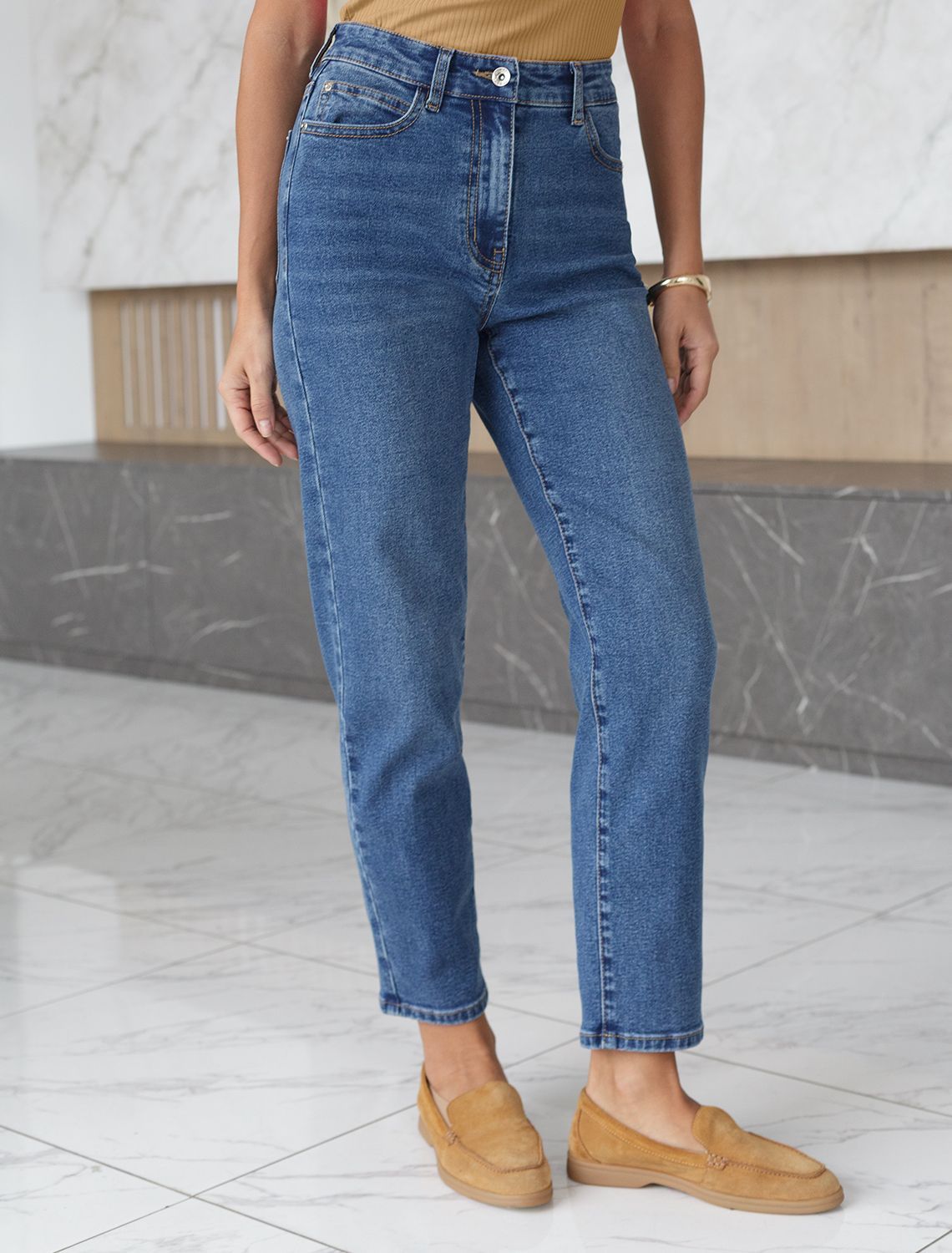 Джинсы дудочки из эластичного облегченного денима