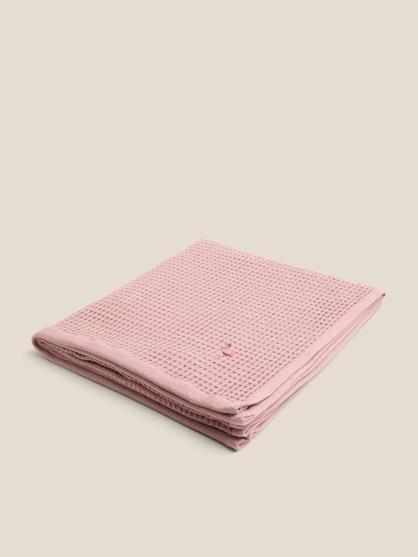 252 р. 600 р. Вафельное полотенце для лица и рук 50x100 MAISON DAVID