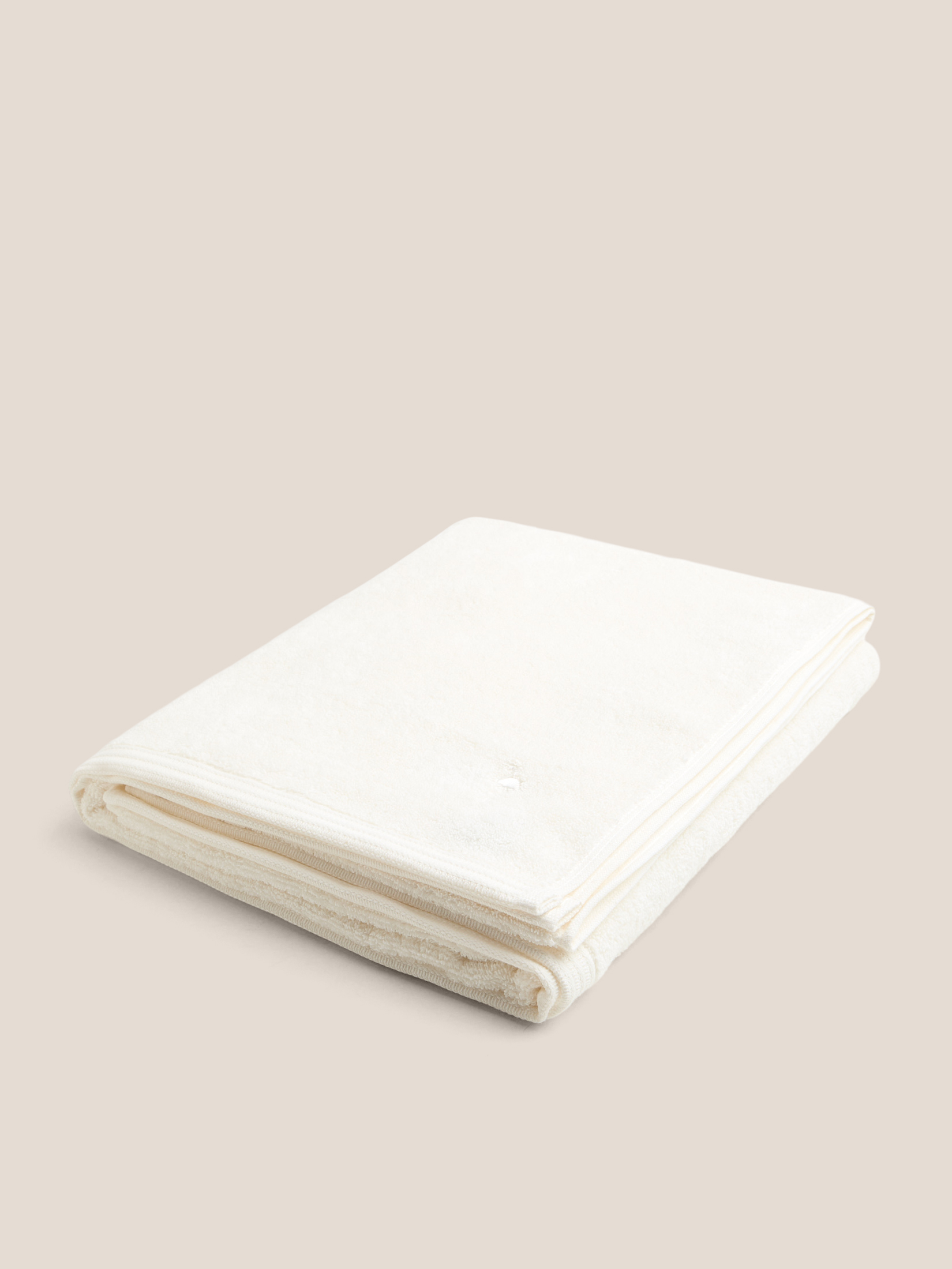 765 р. 1820 р. Махровое банное полотенце 100x150 MAISON DAVID