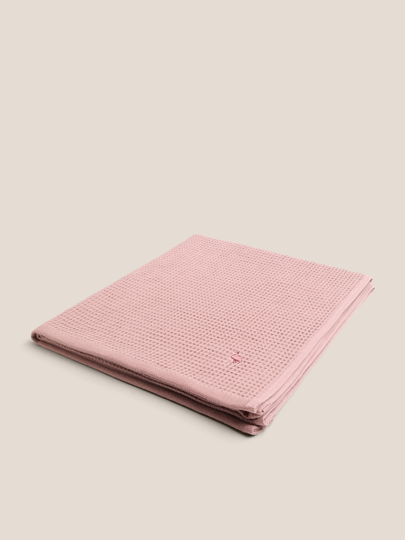 429 р. 1020 р. Вафельное банное полотенце 70x140 MAISON DAVID