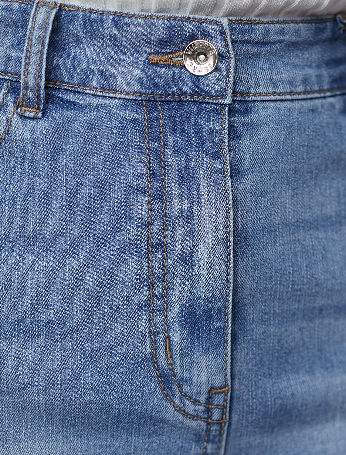 Джинсовая юбка с декоративной стиркой из эластичного облегченного денима D56.126 синий