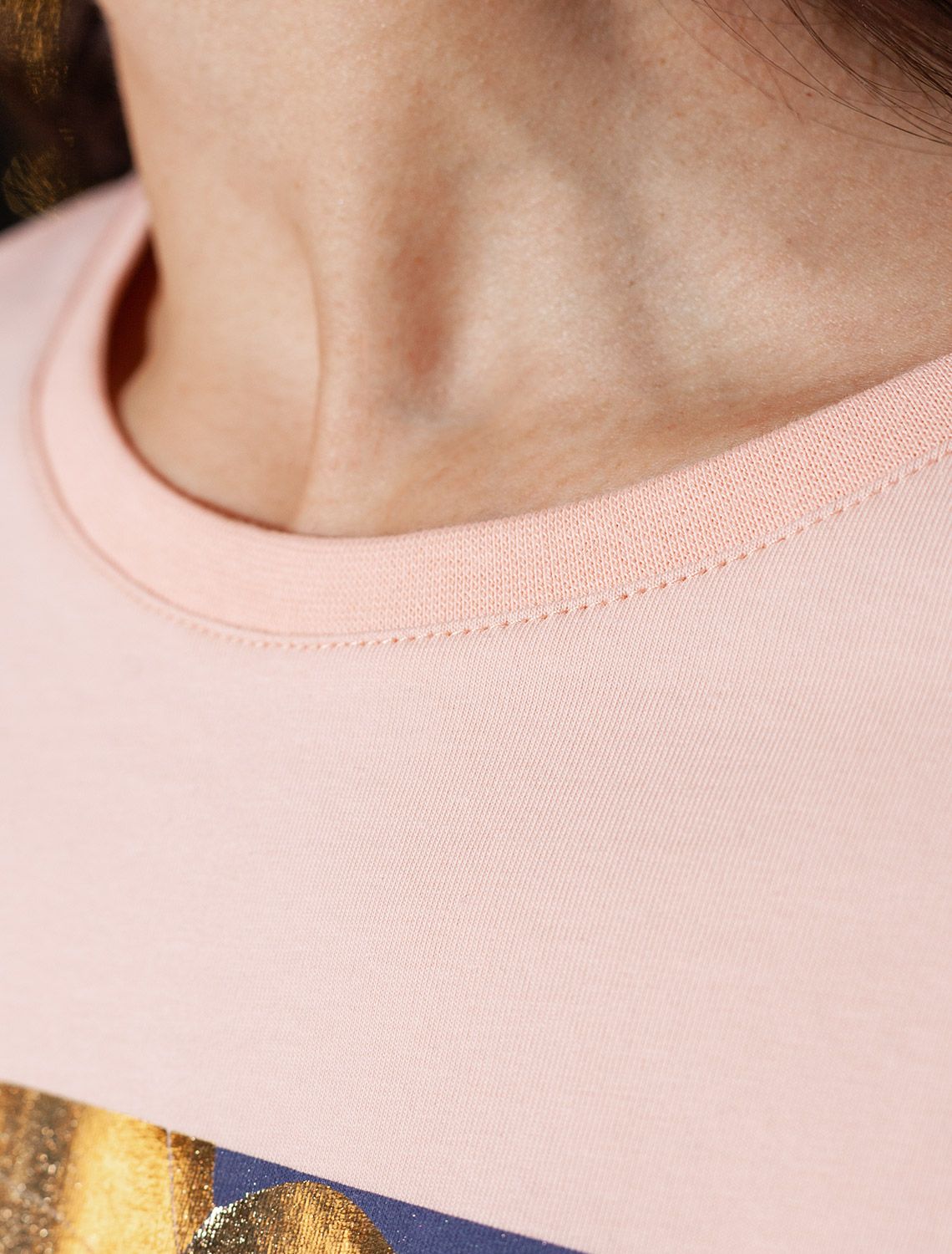 Свободная футболка с принтом из премиального хлопка с эластаном D49.146 пудра_care