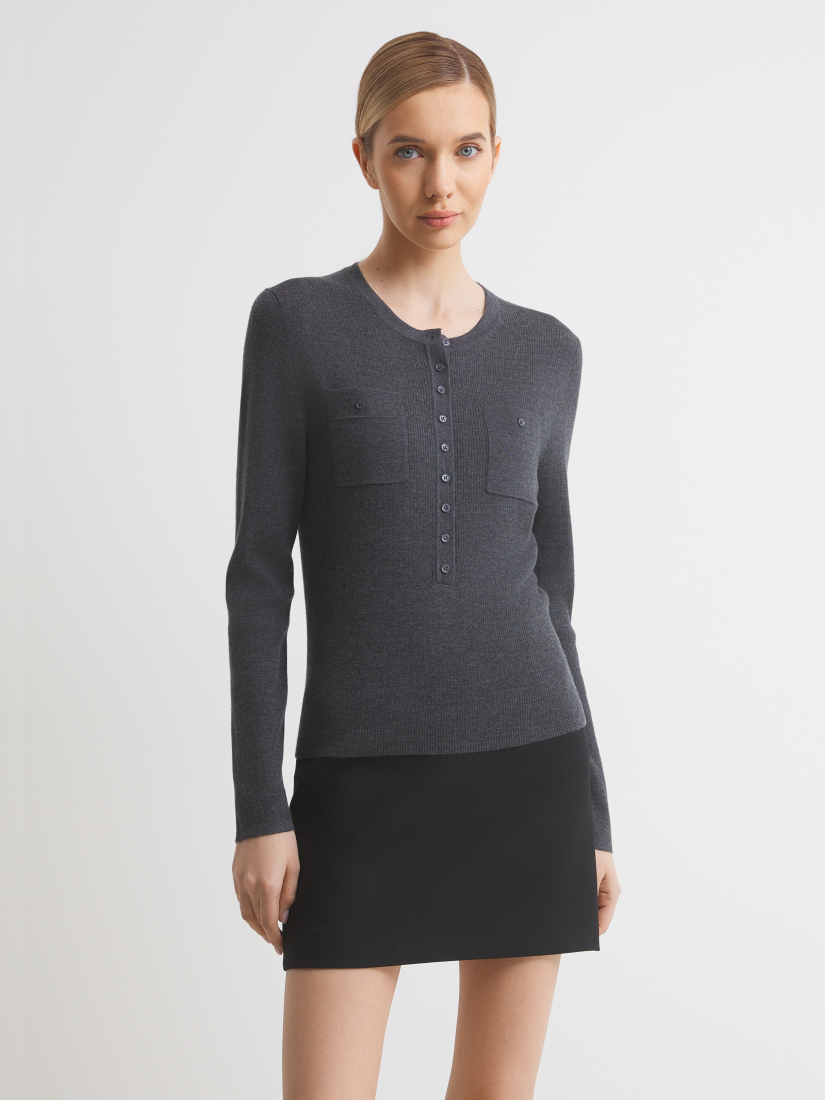 3198 р. 7800 р. Женский джемпер MAISON DAVID