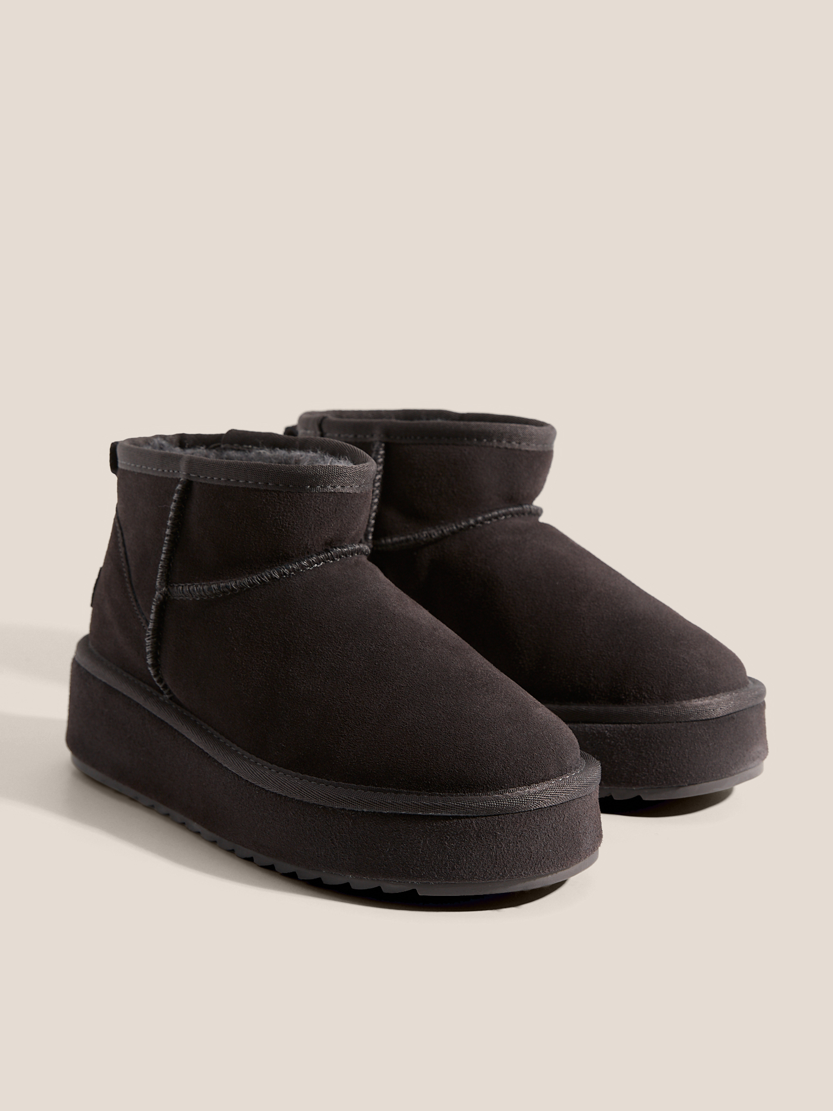 2726 р. 6490 р. Женские угги TENDANCE