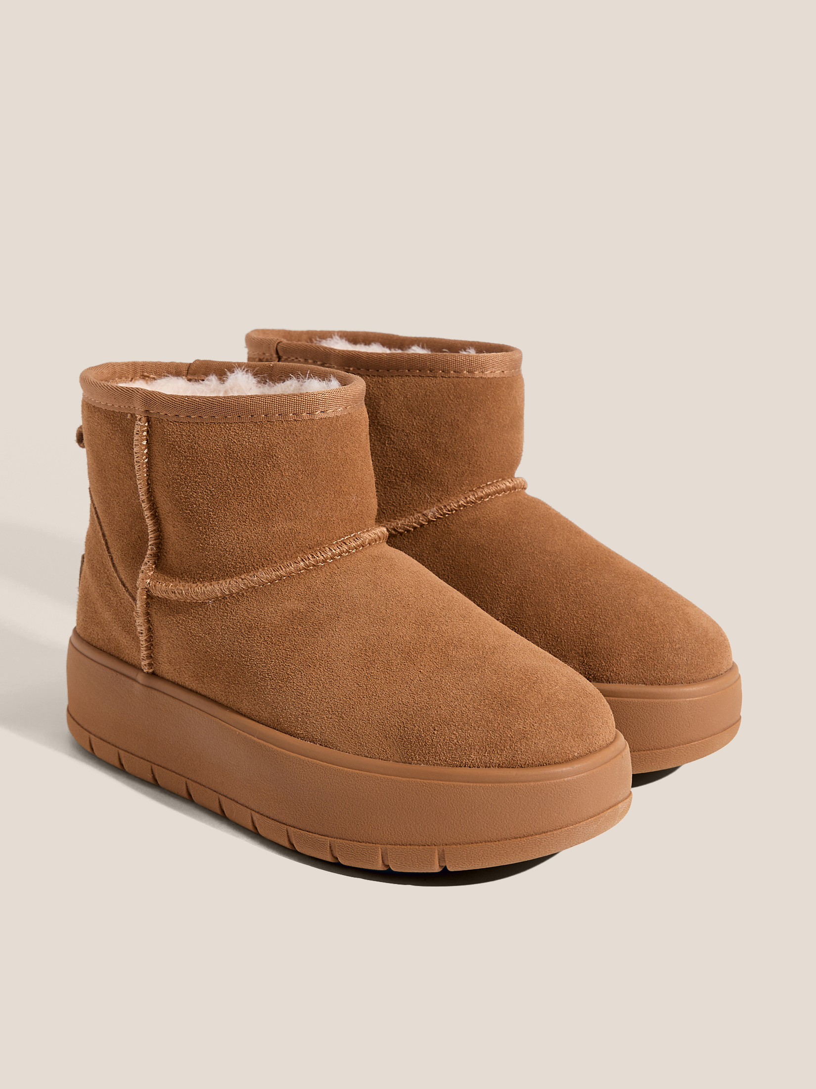 2516 р. 5990 р. Женские угги TENDANCE