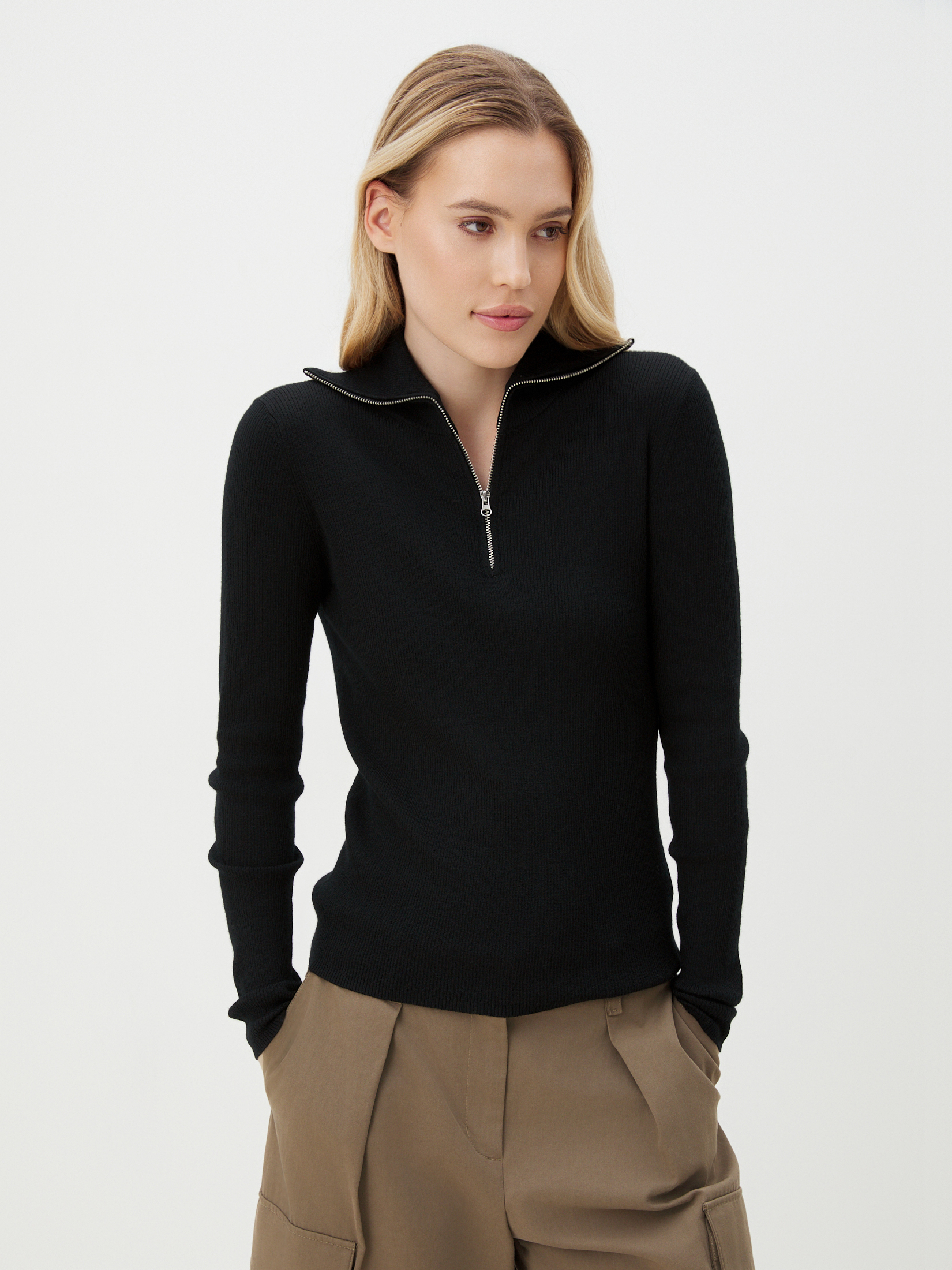 3481 р. 8490 р. Женский джемпер MAISON DAVID