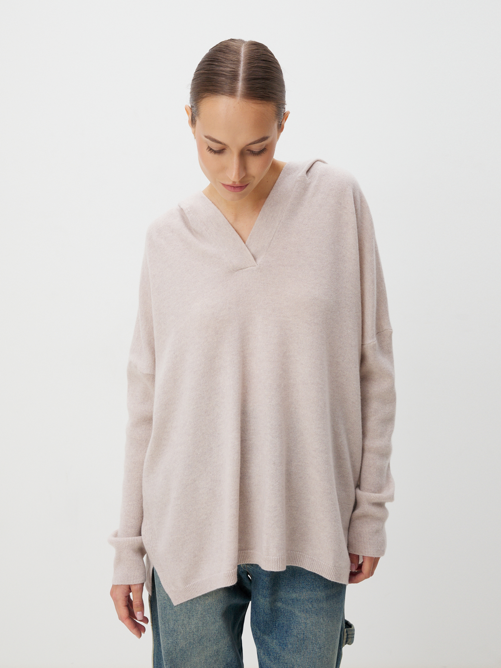 5339 р. 13020 р. Женский джемпер MAISON DAVID