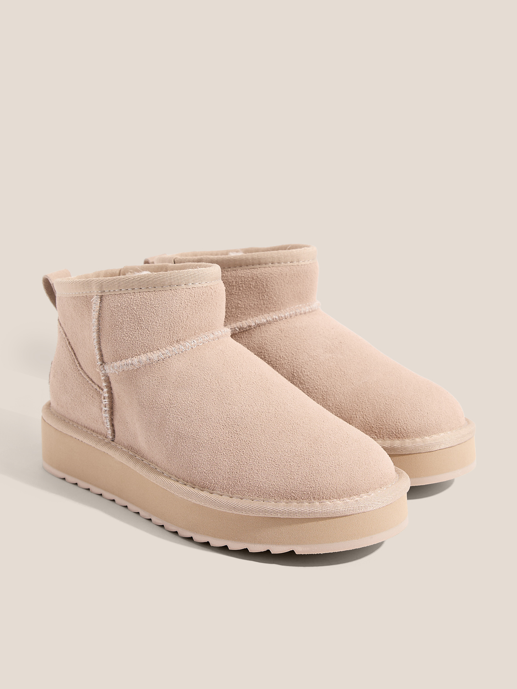 2474 р. 5890 р. Женские угги TENDANCE