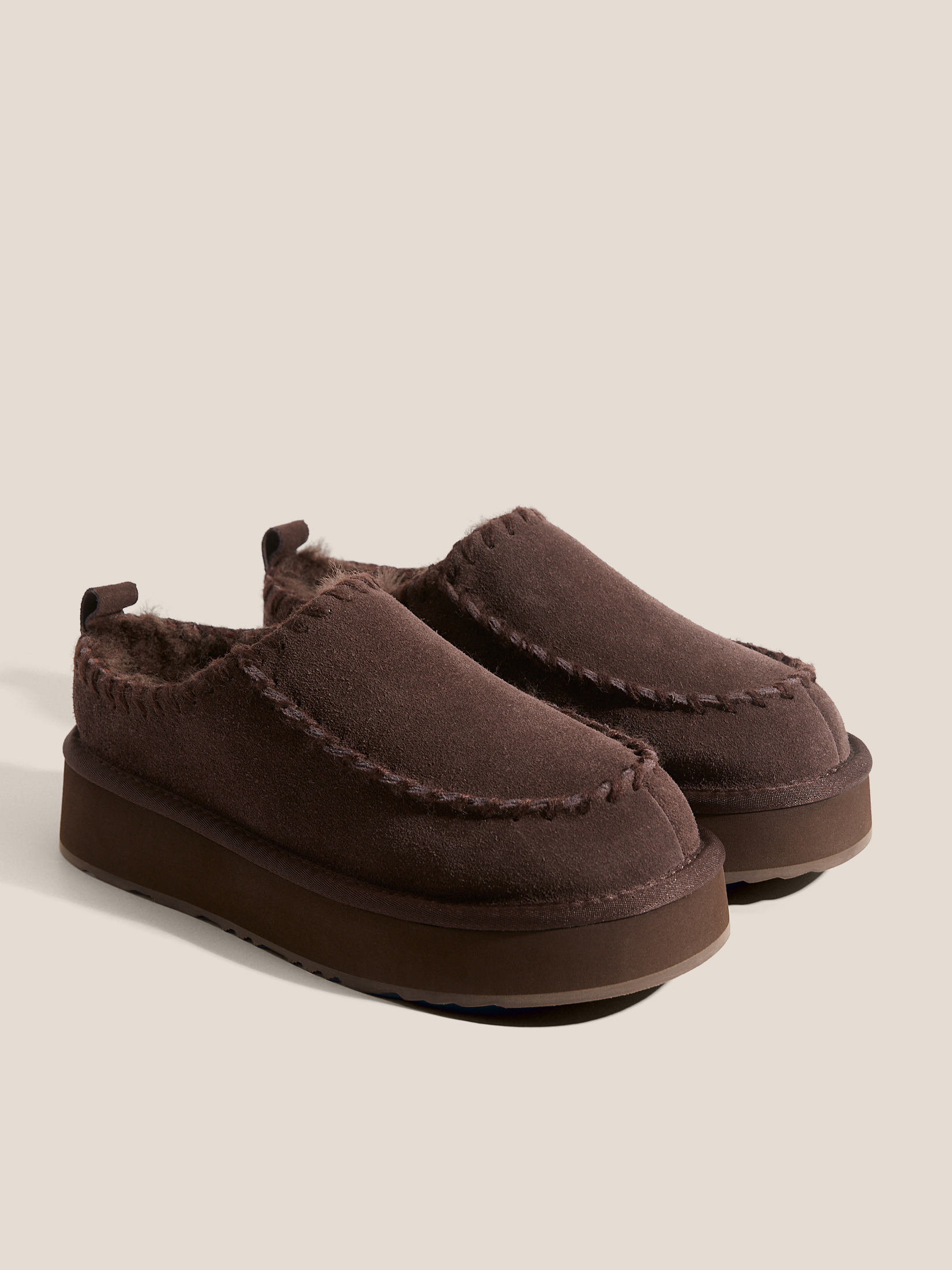 2642 р. 6290 р. Женские угги TENDANCE