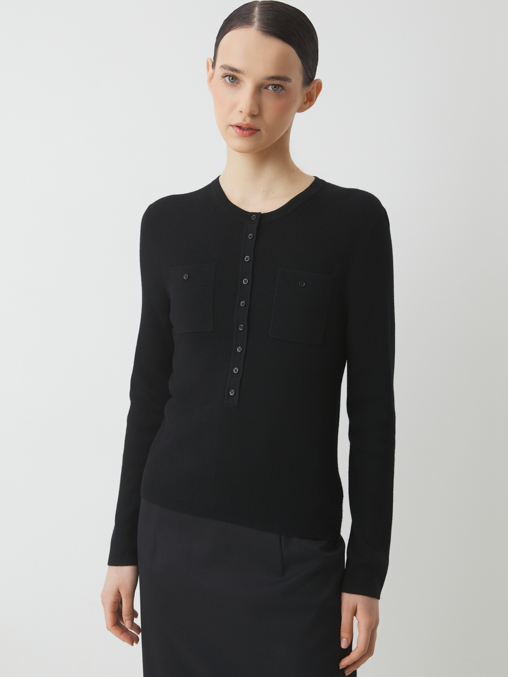 3198 р. 7800 р. Женский джемпер MAISON DAVID