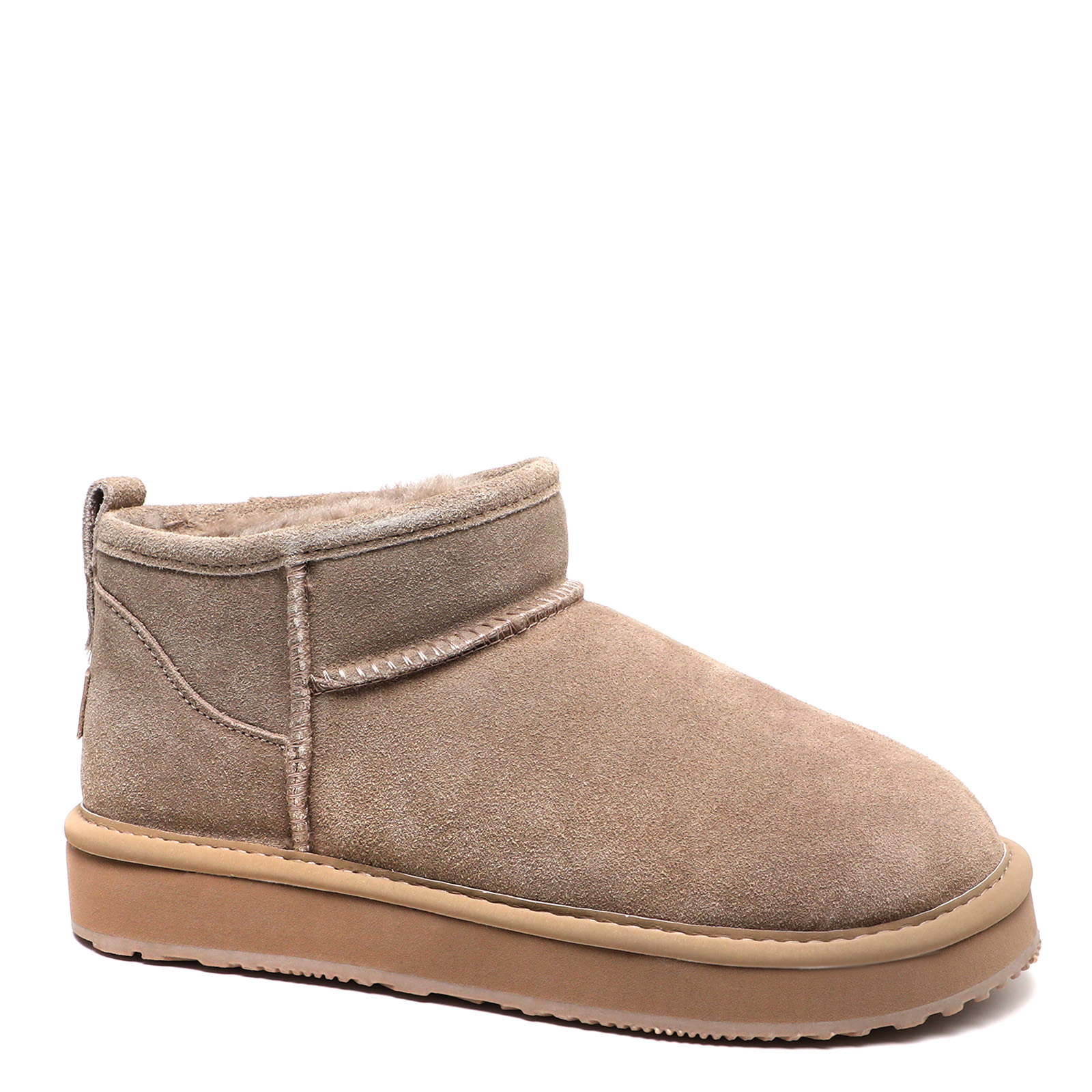 2314 р. 5510 р. Женские угги TENDANCE