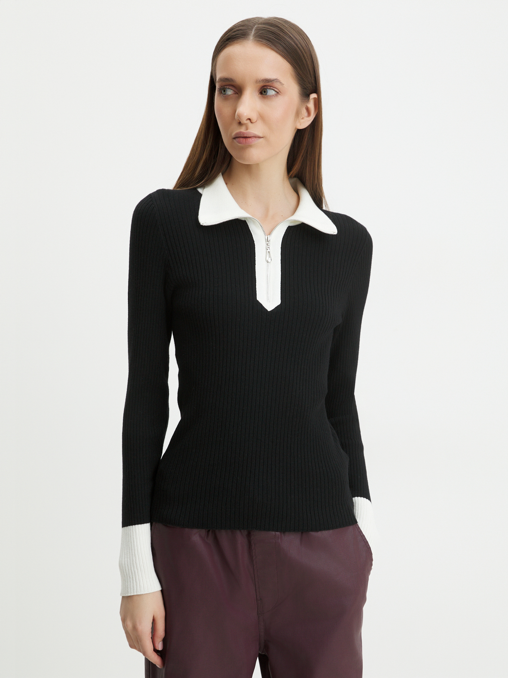 1829 р. 4460 р. Женский джемпер поло MAISON DAVID