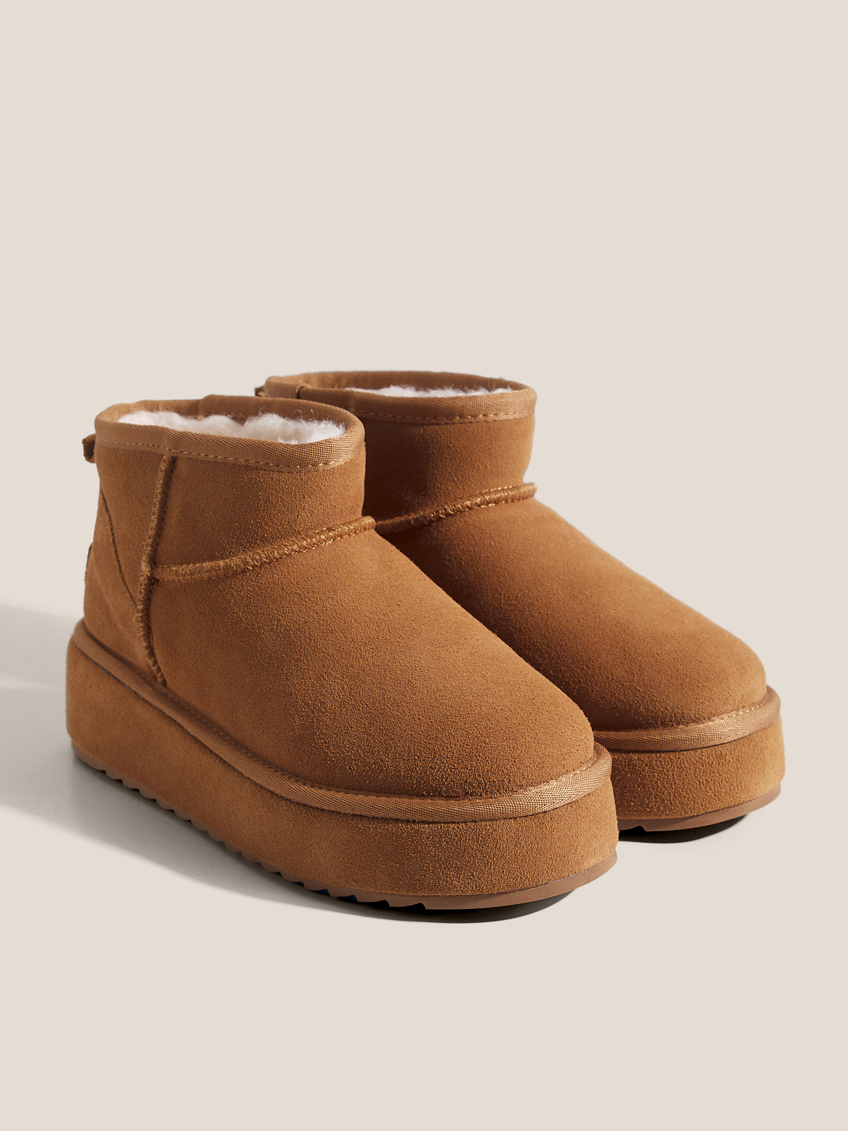 2726 р. 6490 р. Женские угги TENDANCE