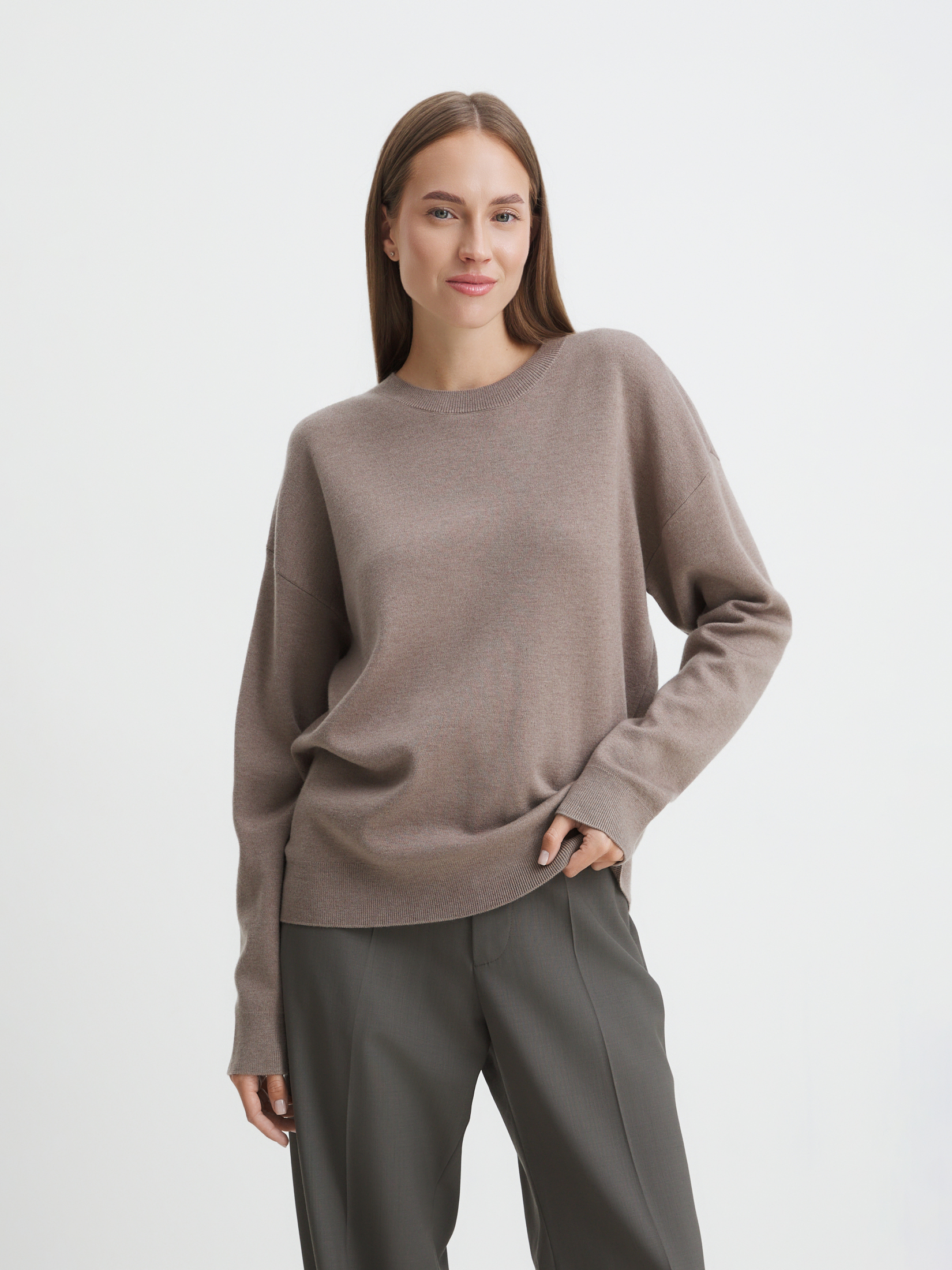 2251 р. 5490 р. Женский джемпер MAISON DAVID