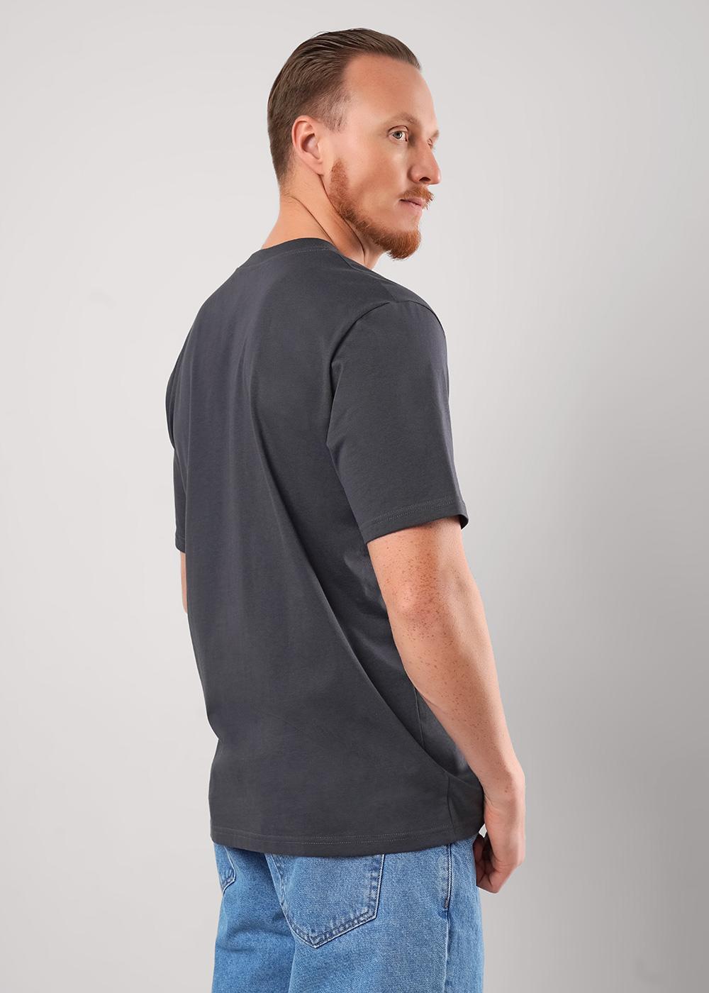 CLE 562650/06кд_п Футболка мужская 562650/06кд_п т.серый