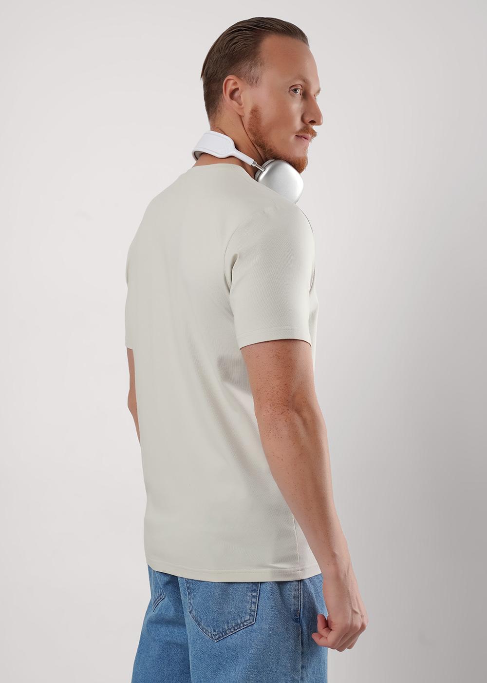 CLE 562404/06г maxi_п Футболка мужская 562404/06г maxi_п св.бежевый