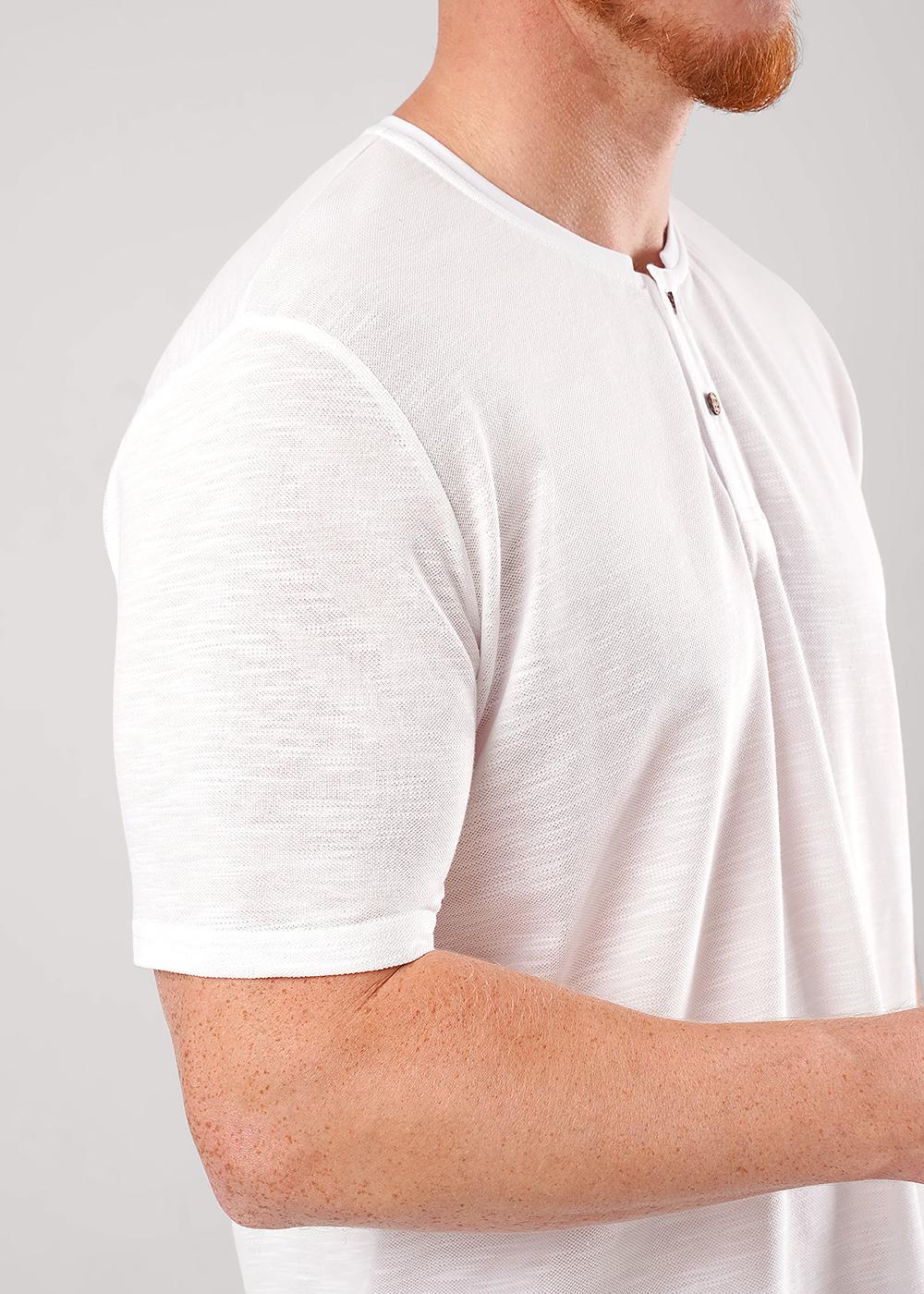 CLE 562061/01зо maxi Футболка мужская 562061/01зо maxi белый/молочный