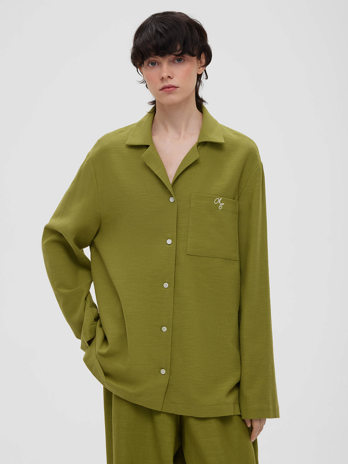 2463р4925рРубашка льняная с длинным рукавом с вышивкой, зеленый