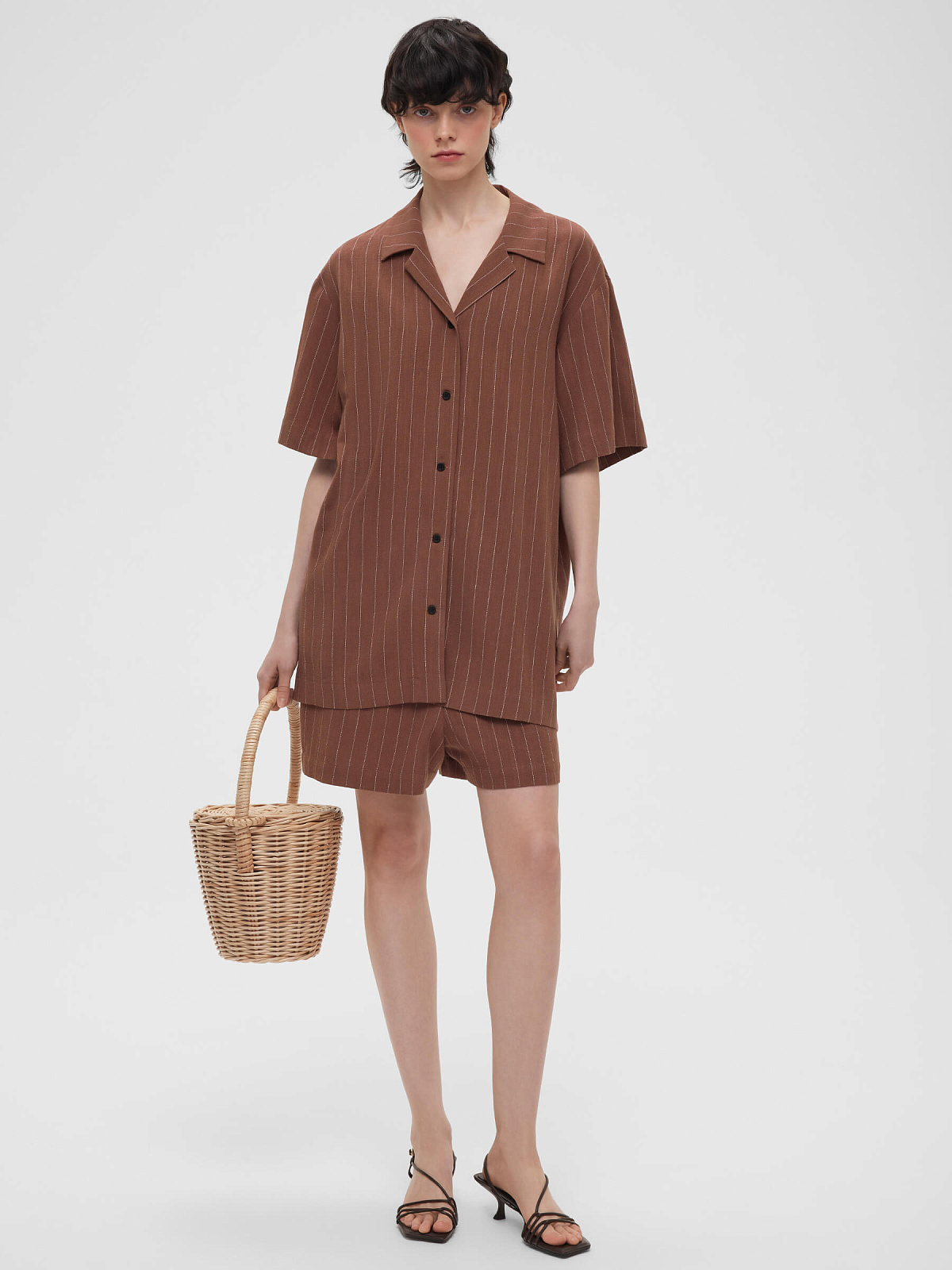 2129р3275рШорты льняные в полоску 0198, коричневый