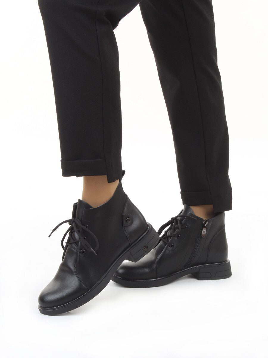 01-M43-18 BLACK Ботинки демисезонные женские (натуральная кожа)