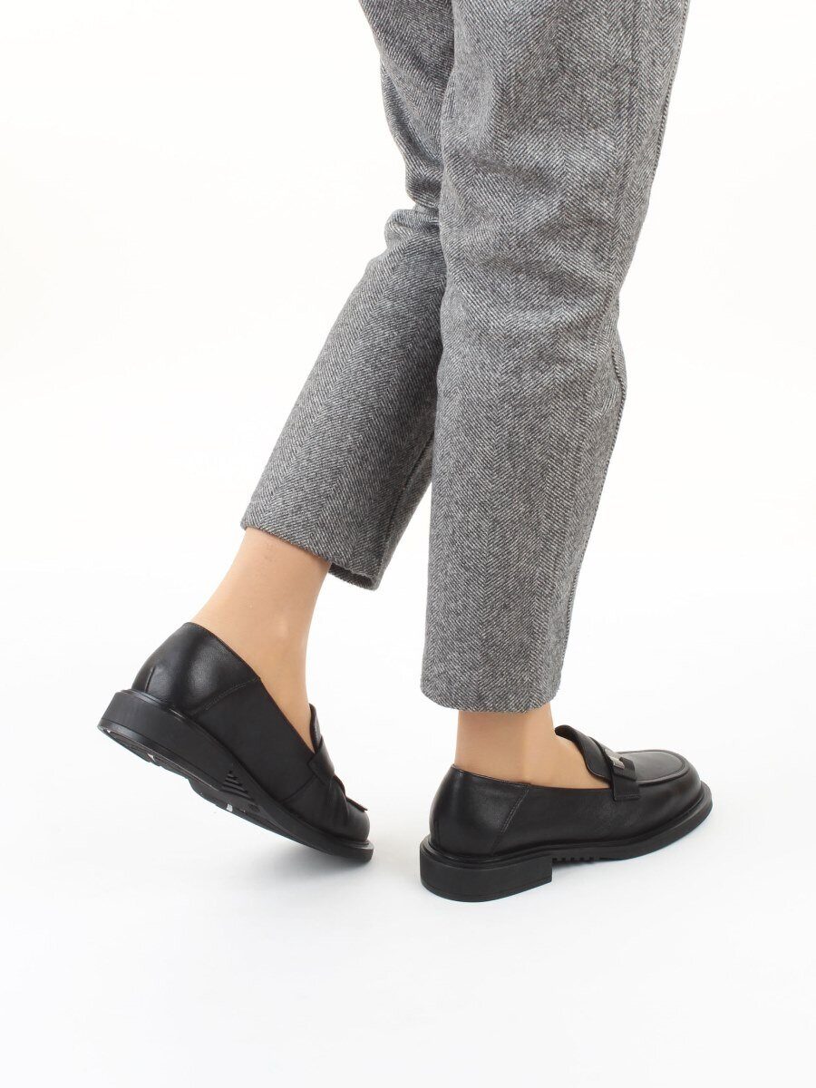 03-DEB58-1 BLACK Лоферы женские (натуральная кожа)